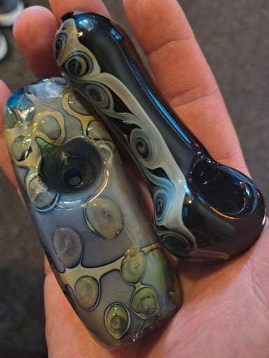 Preview pic of Thick glass pipes