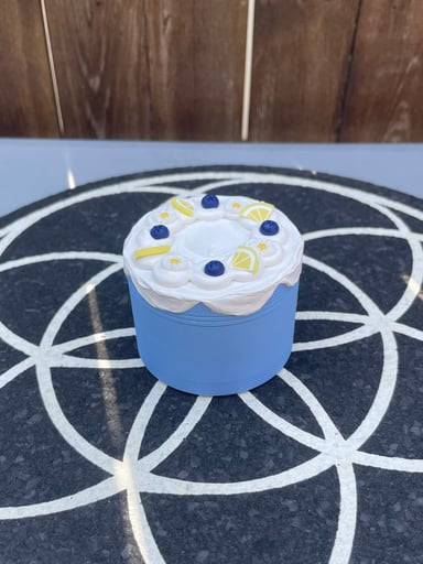 Preview pic of Fake Cakery grinder