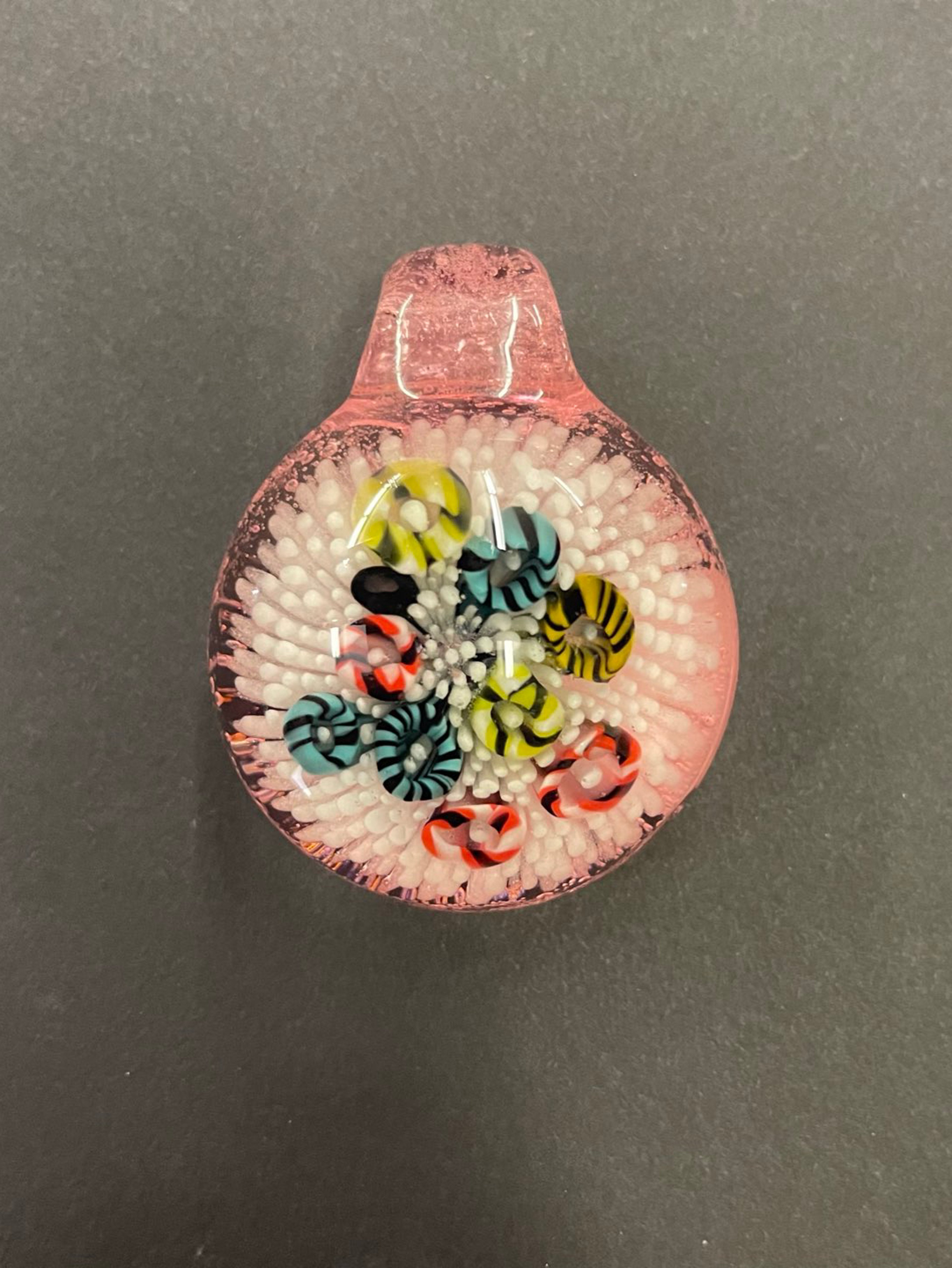 Glasshappy flower Pendant image 0