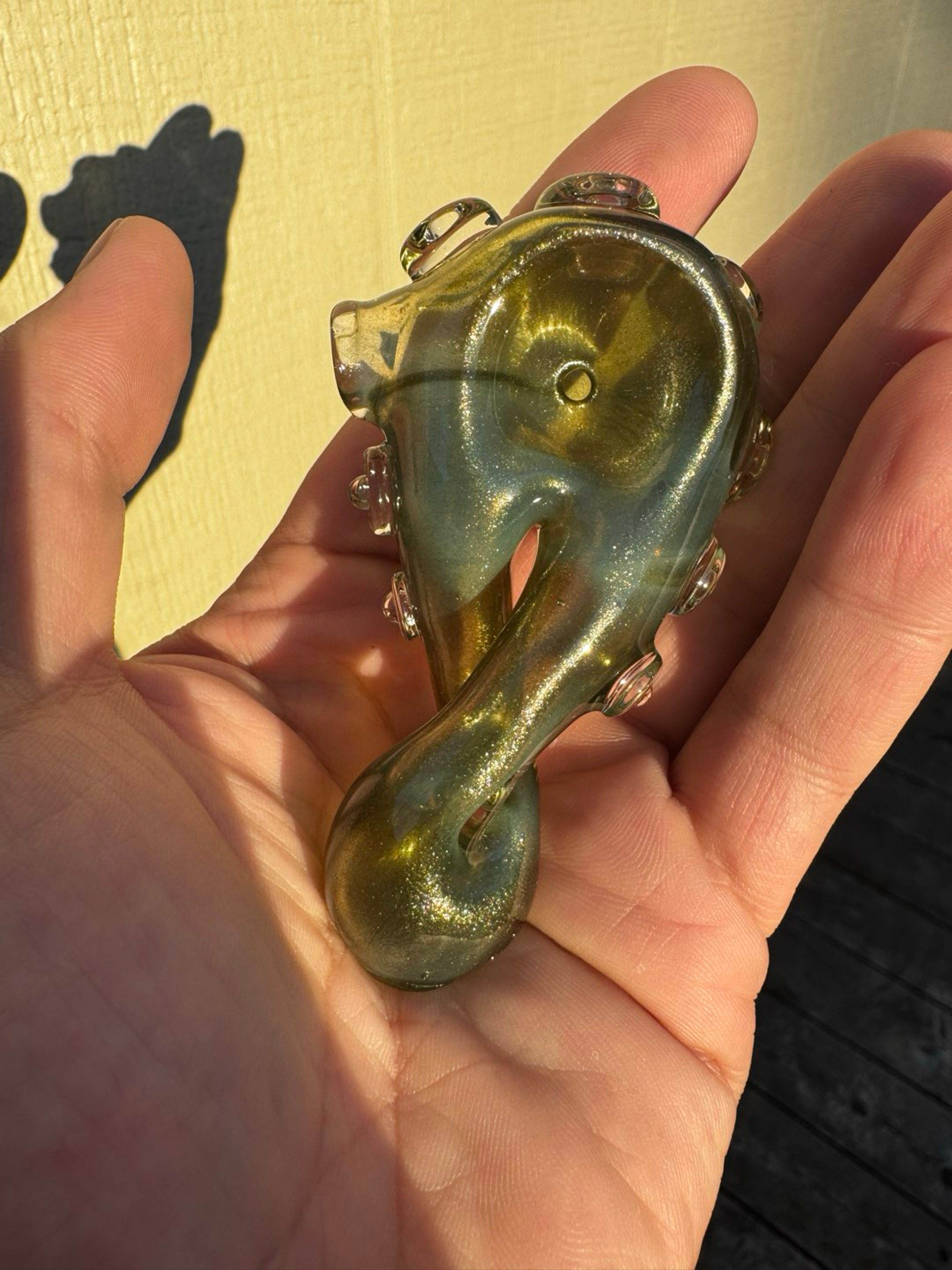 Sparkly twisty pipe image 0