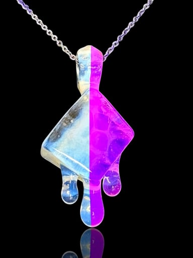 Preview pic of Chaka Glass Ice Cube Pendant