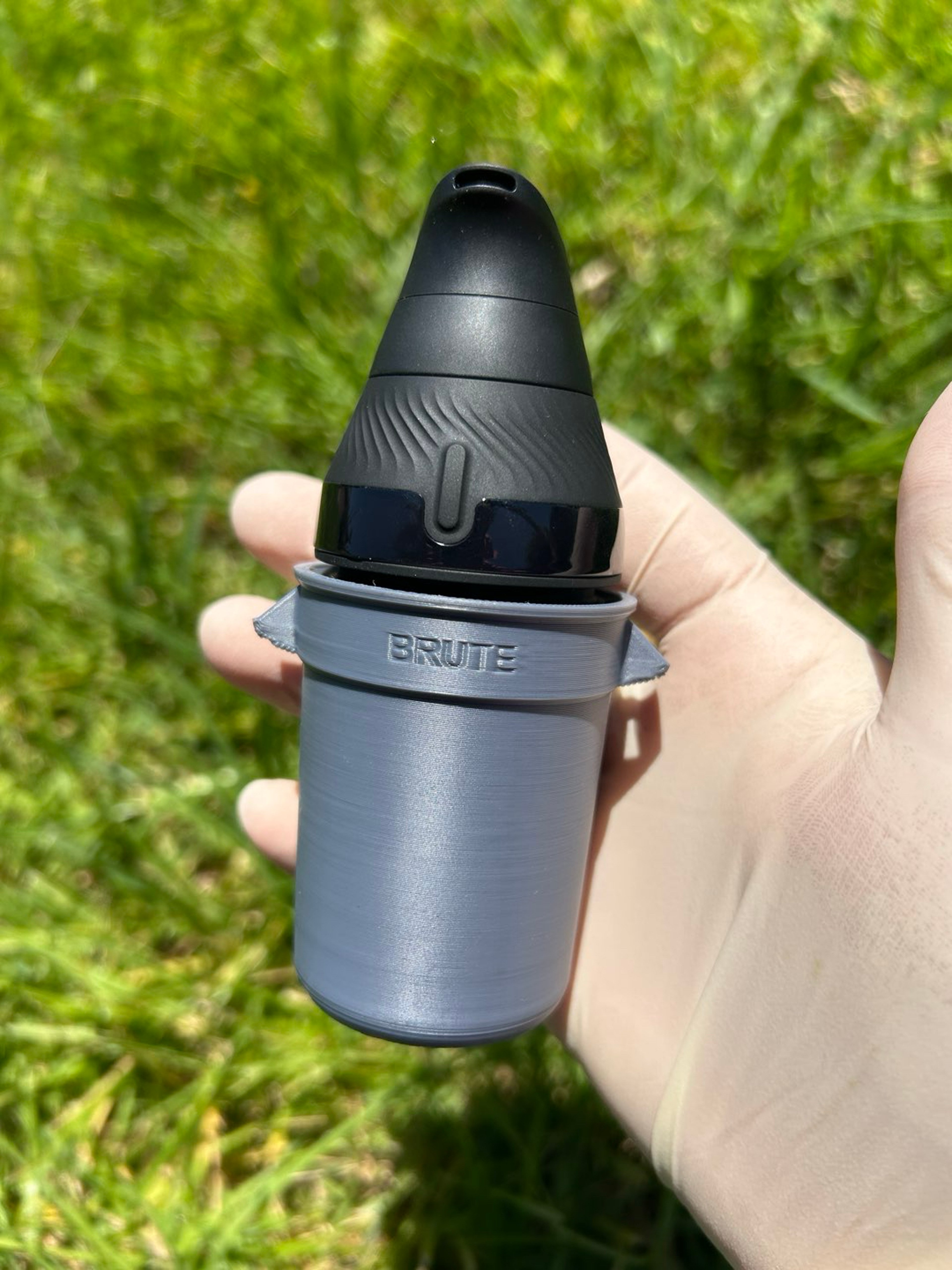 Preview pic of Puffco proxy core brute garbage can