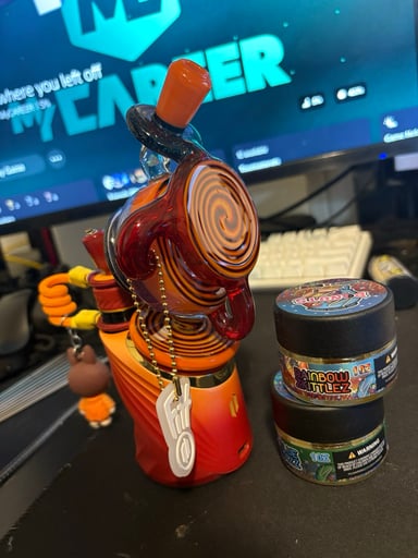 Preview pic of Daybreak Peak pro and glass (For sale or for trade)
