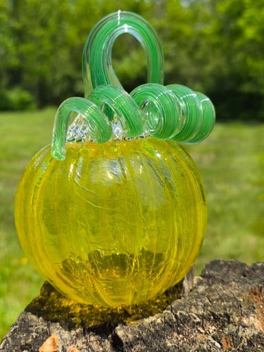 Preview pic of Yellow Glass Pumpkin