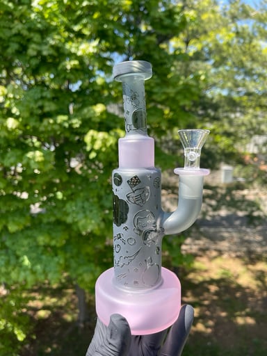 Preview pic of 9” Frosted Spaceship Piece