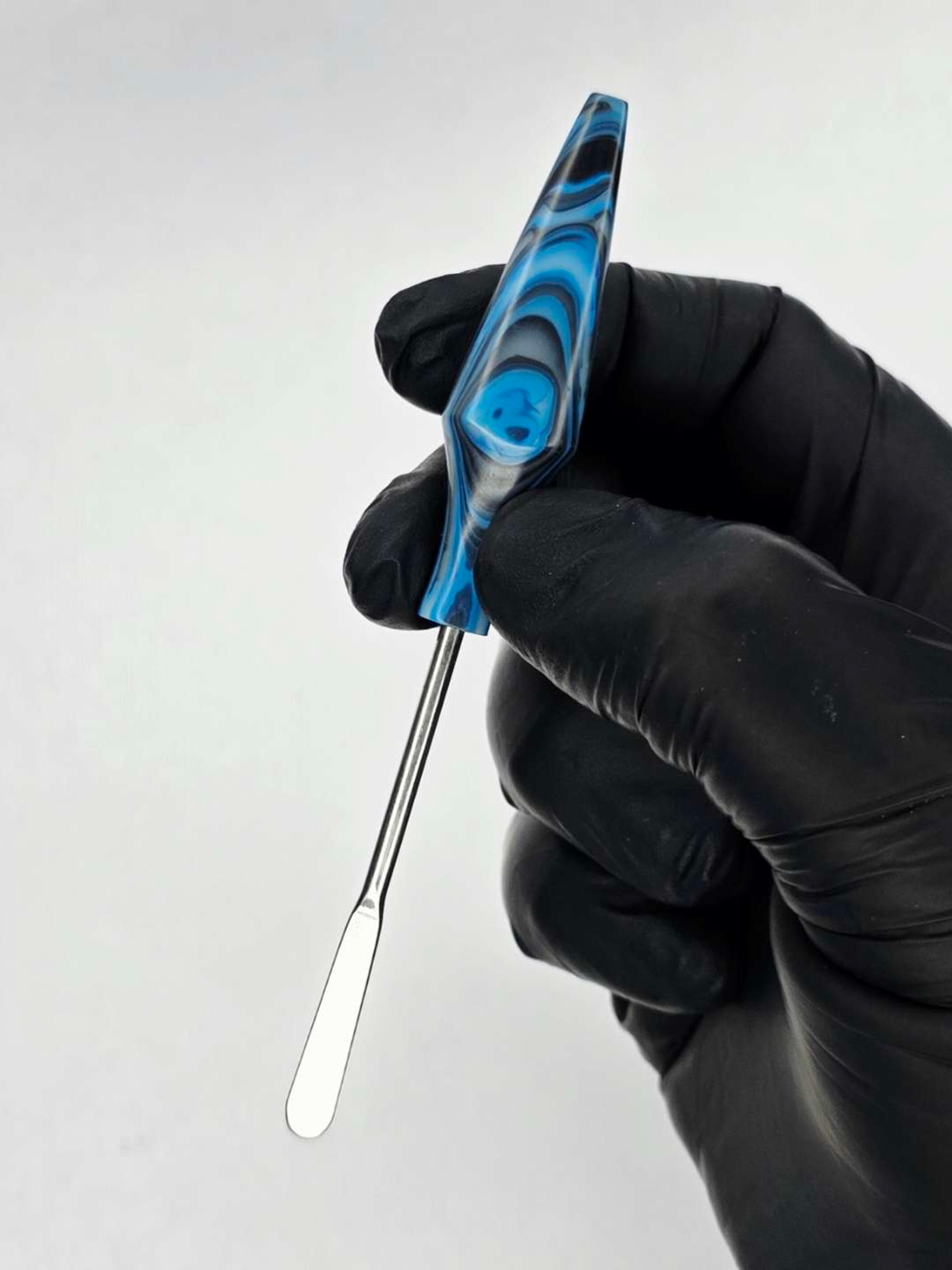 Preview pic of Handcrafted Blue Spear Dab Tool – Recycled HDPE Handle & Stainless Steel Paddle Tip | EDC Dab Tool | The Mellow Box