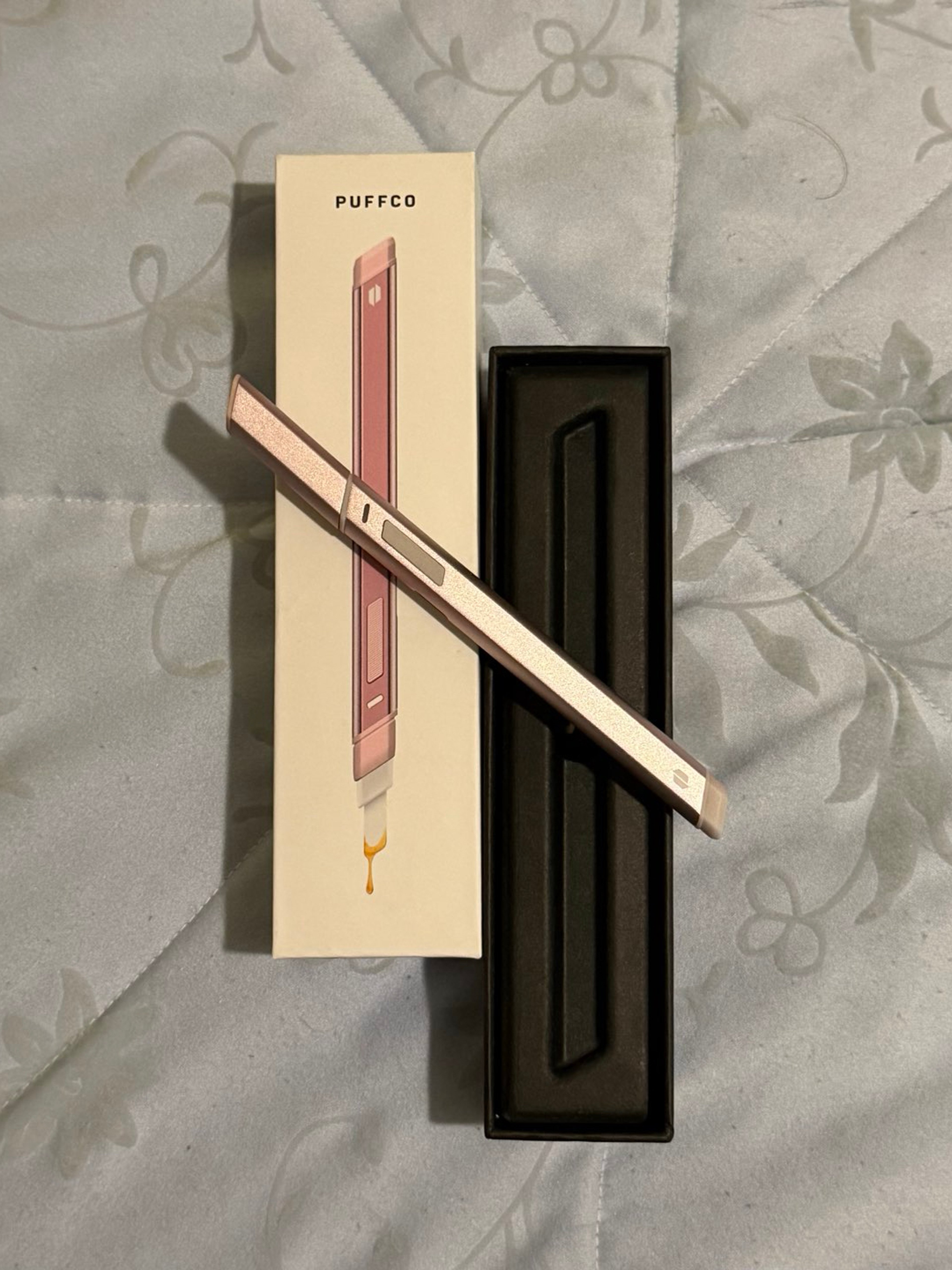 Preview pic of OG PINK Puffco Hot Knife