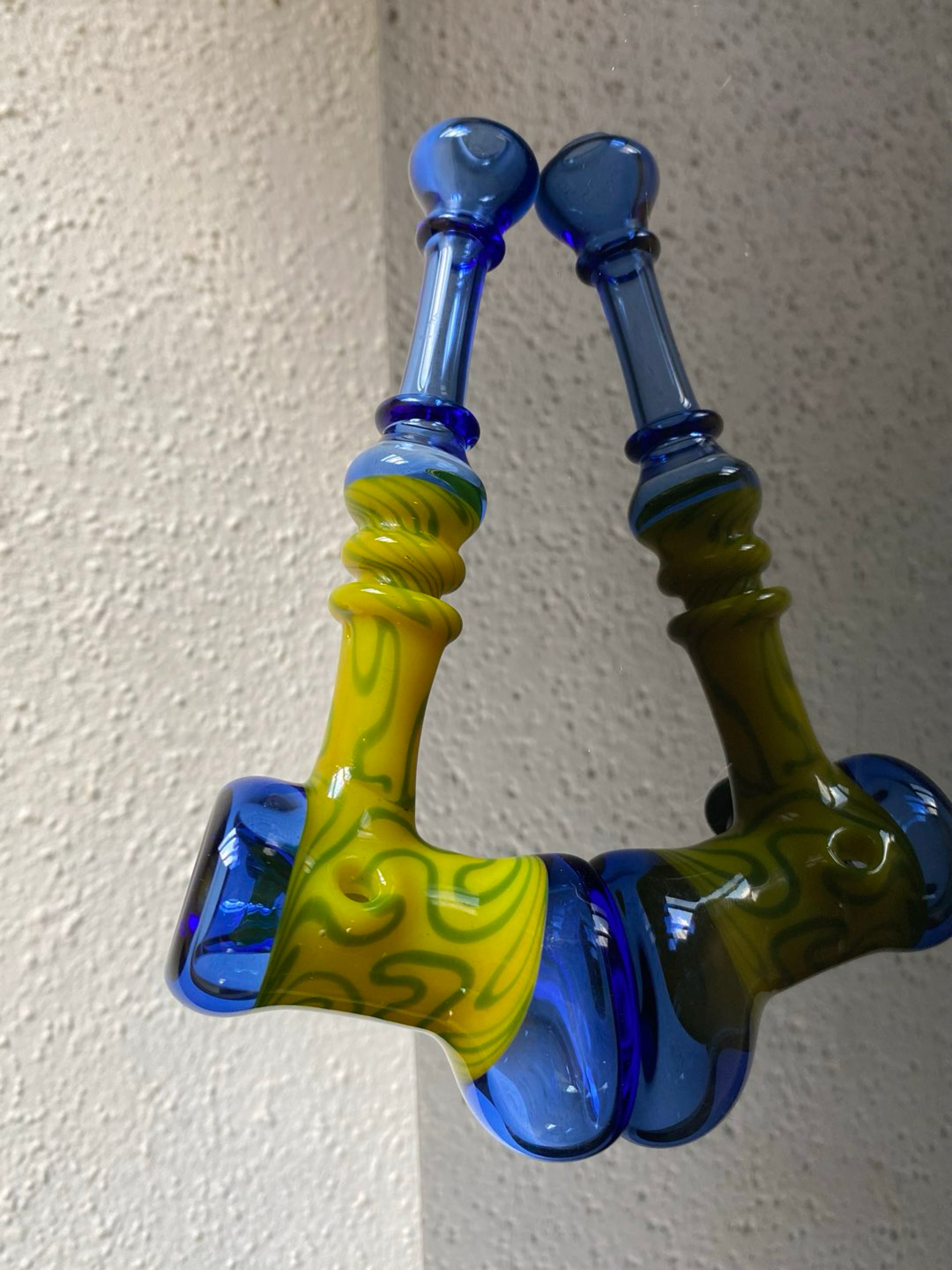 Preview pic of Blue & yellow hammer