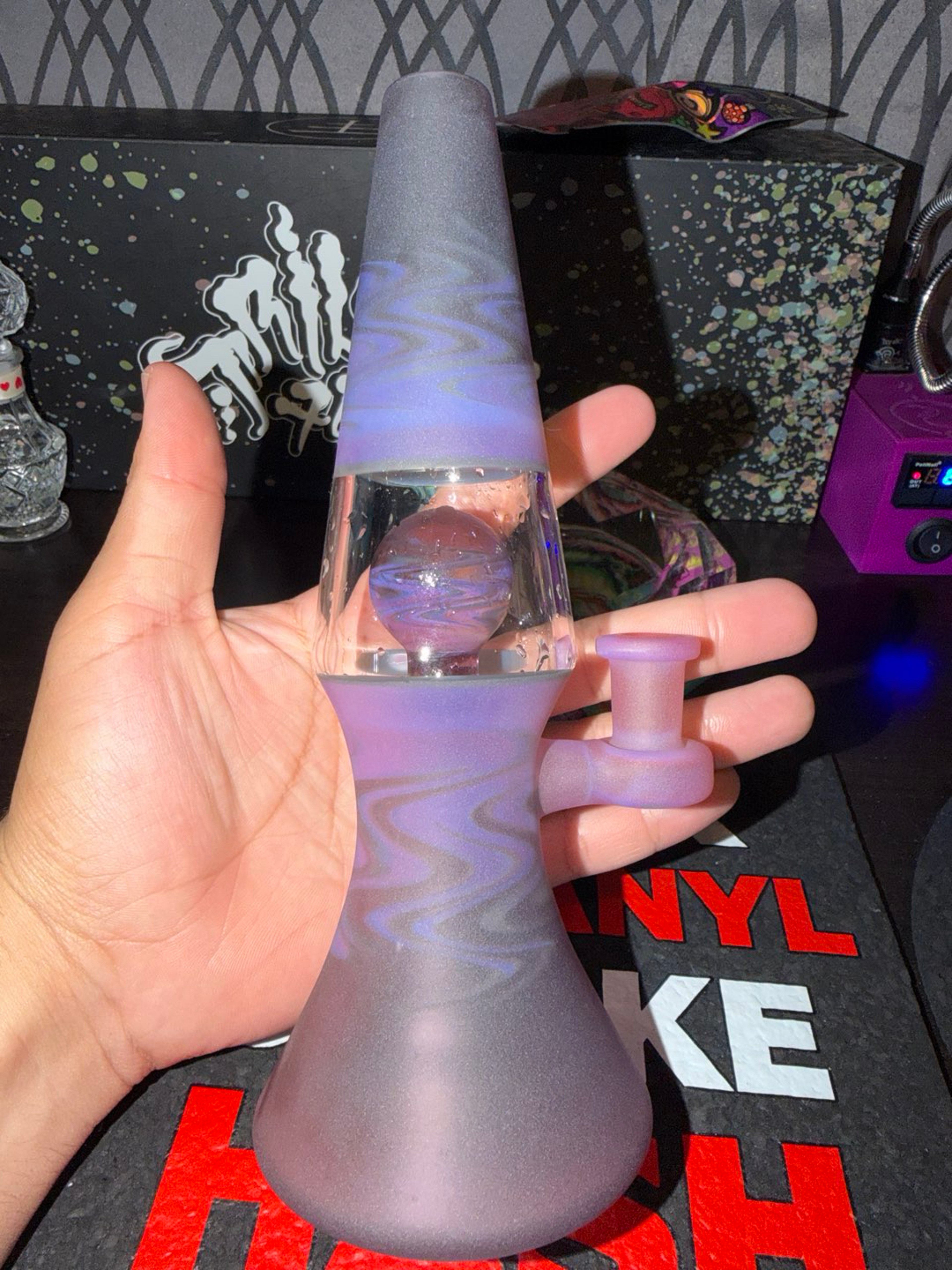 Preview pic of YG Glass Gallery 2026 Sandblasted Lamp