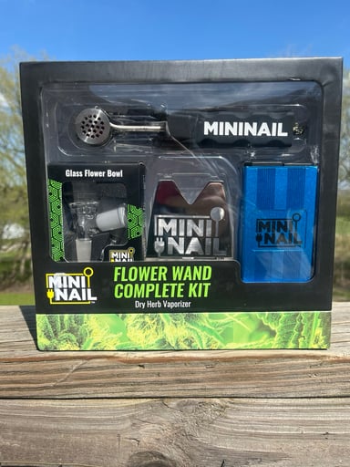 Preview pic of Brand new , unused MiniNail Flower Wand Complete Ball vape / ballvape kit