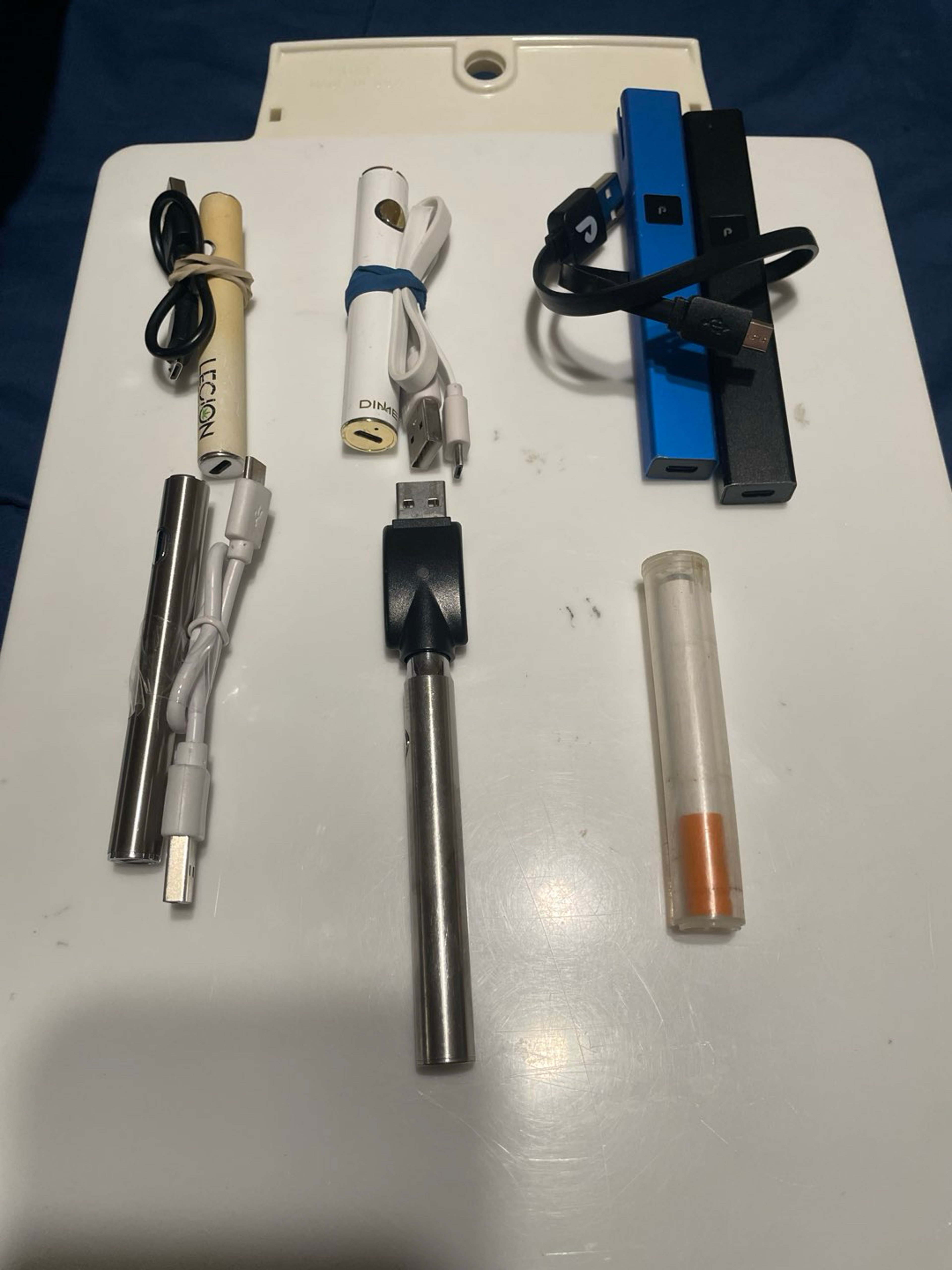 Preview pic of 6 pack of vape pens with chargers + a cigarette pipe