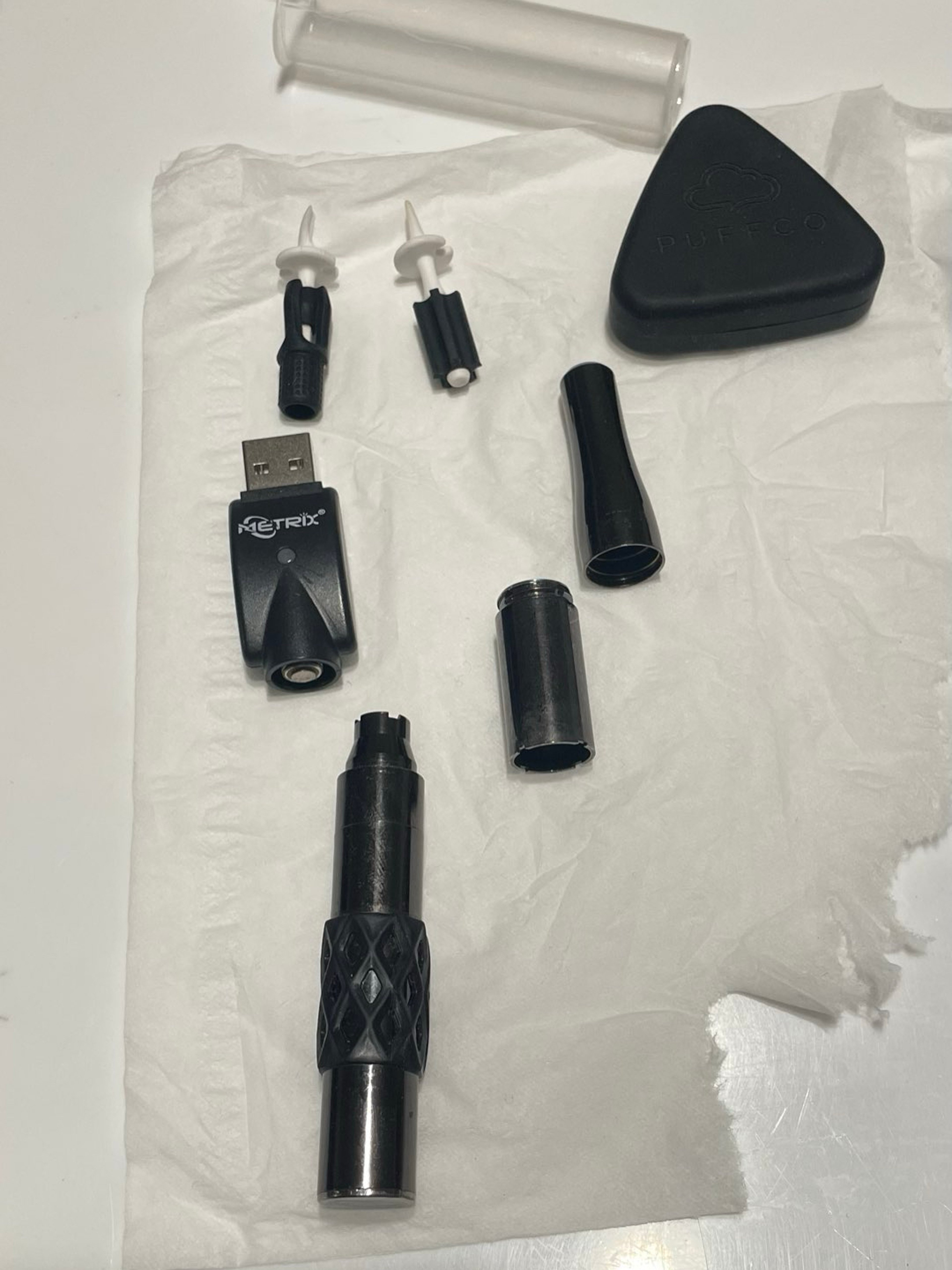 Preview pic of Puffco plus - wax pen w/2 ceramic tips & wax wallet
