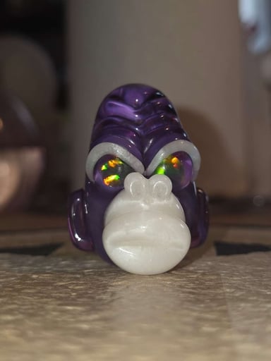 Preview pic of 🦍 2020 Firefly Glass "Closed Mouth" Gorilla Pendant 🌌
