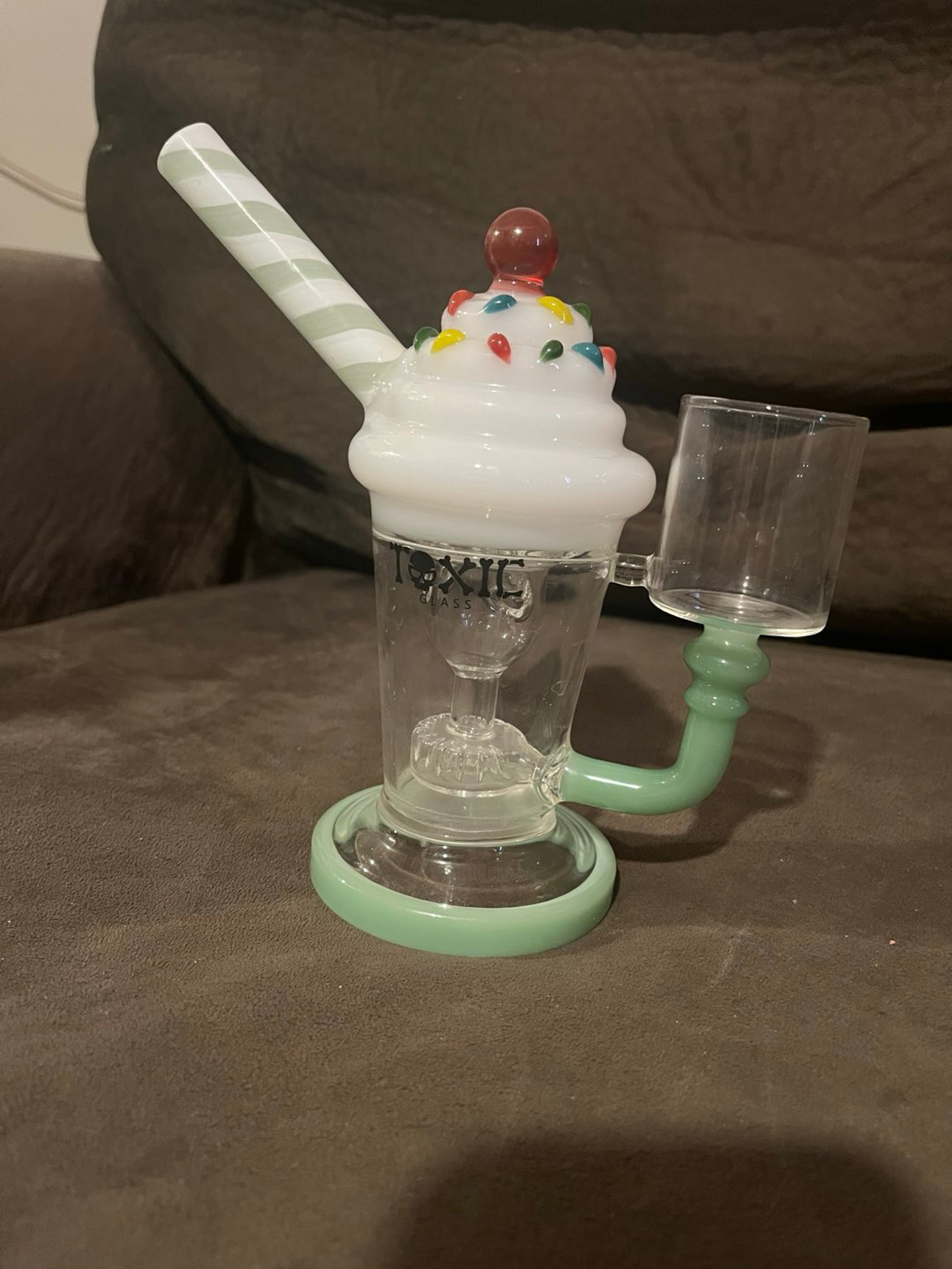 Preview pic of Toxic glass ice cream collection made to use with Puffco proxy