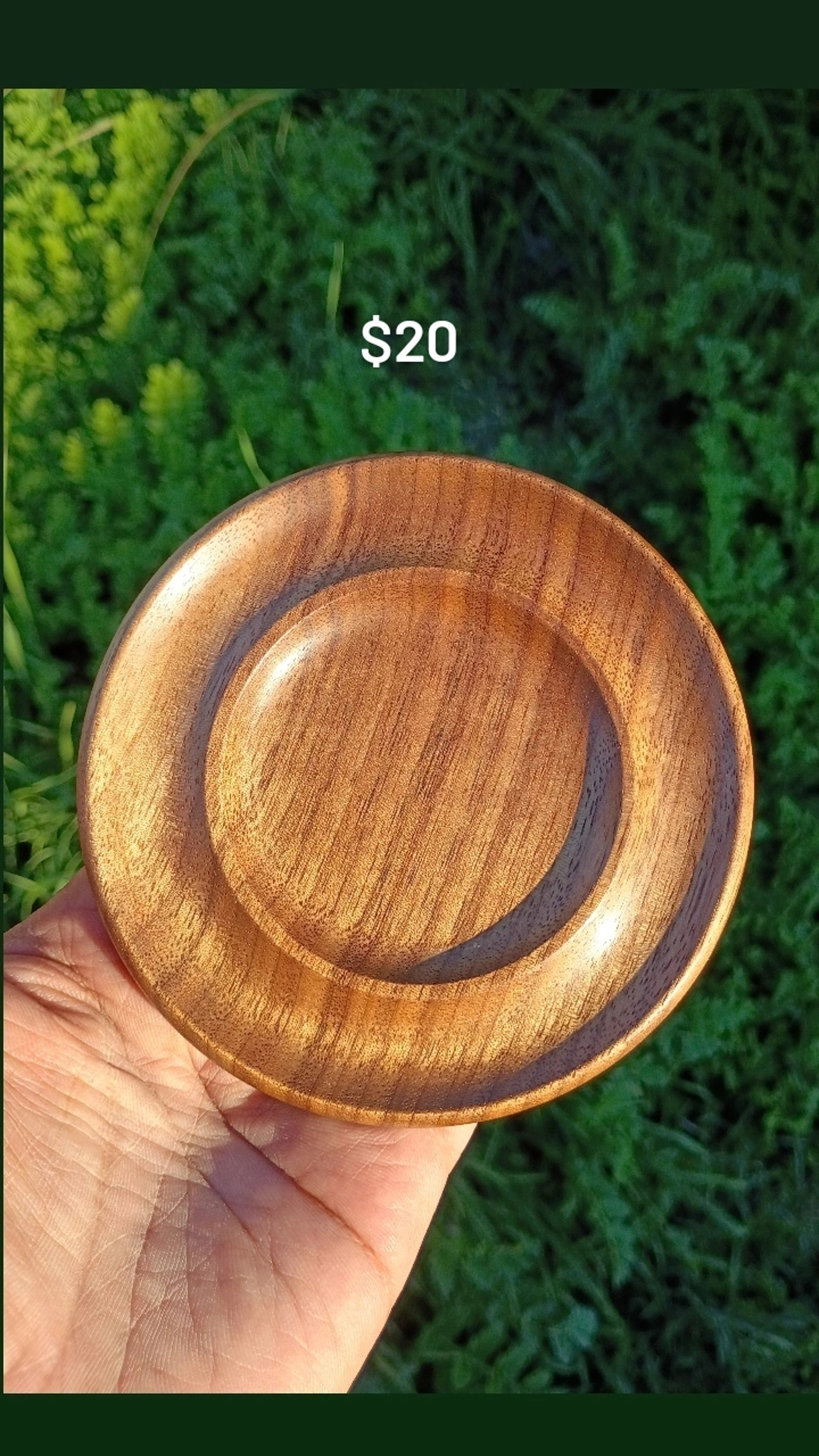 Preview pic of Wooden Pearl tray