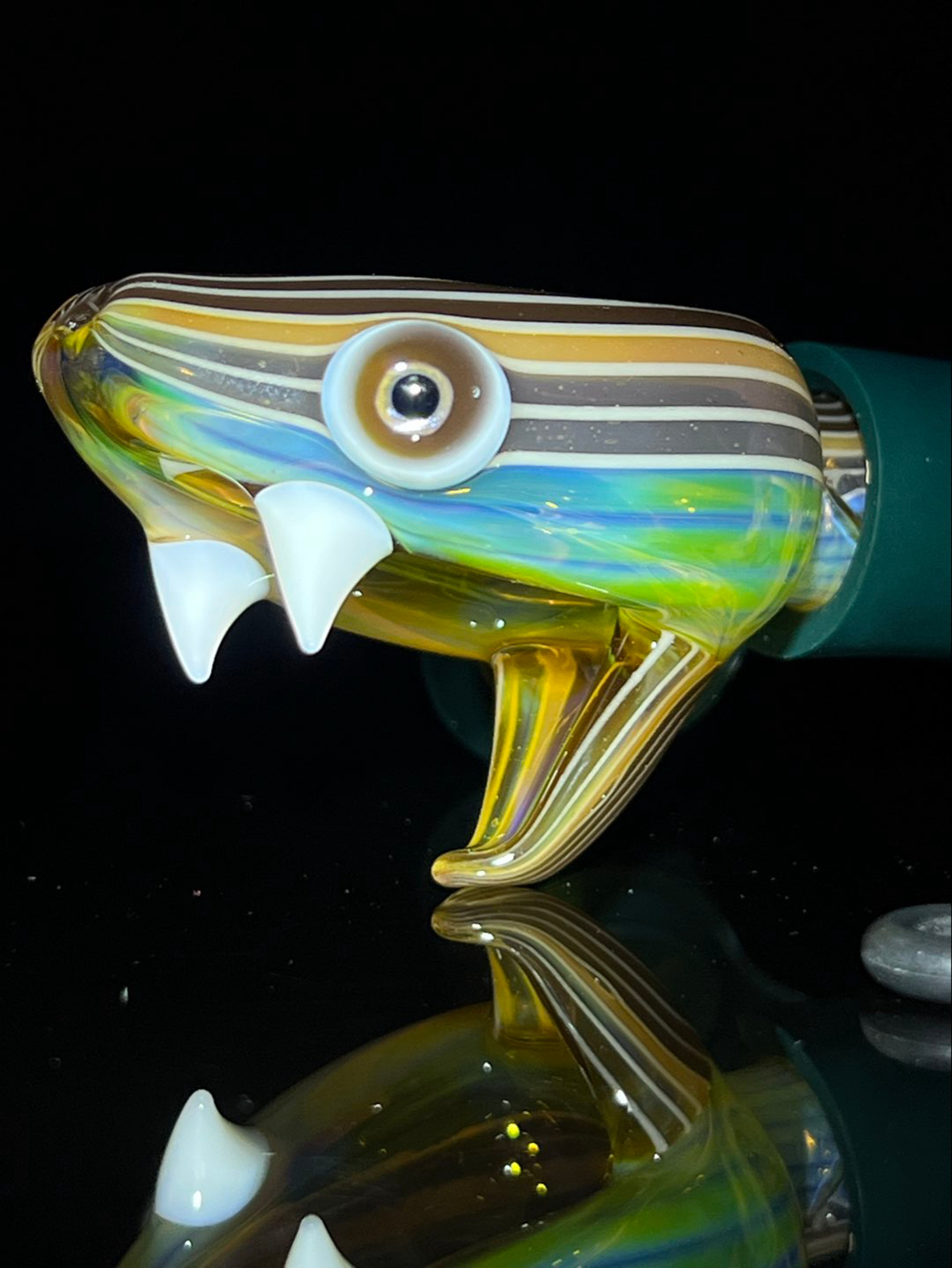 Preview pic of Niko Cray snake head pivot top