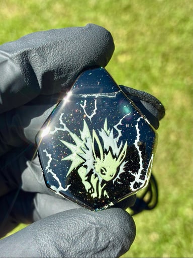 Preview pic of Pokemon Jolteon pendant