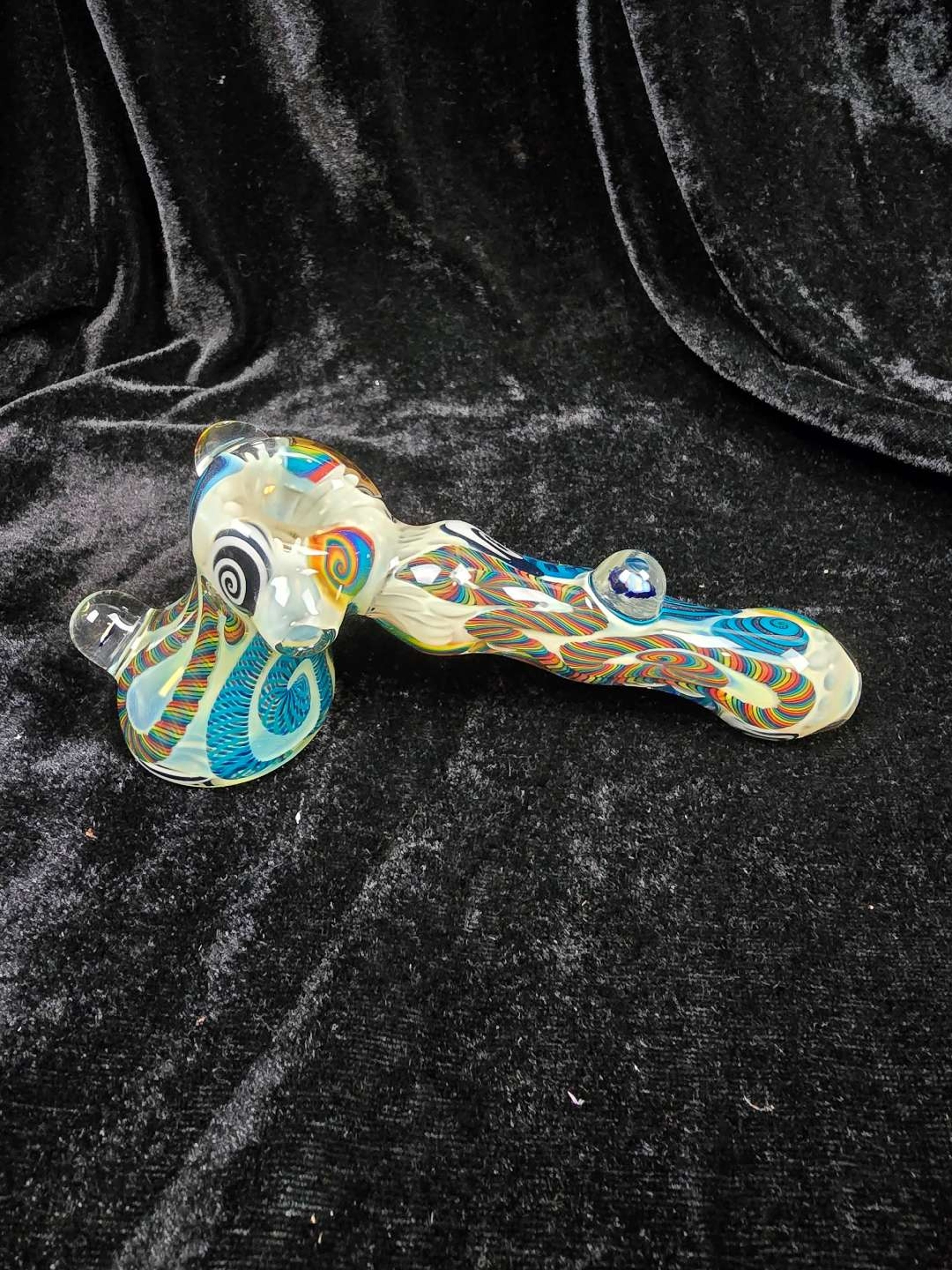 Preview pic of NVS Glass Fully Worked Inside Out Dry Hammer w/ Chong Millies