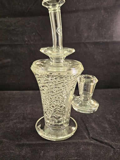 Preview pic of Avant Garde Glass reverse beaker B grade