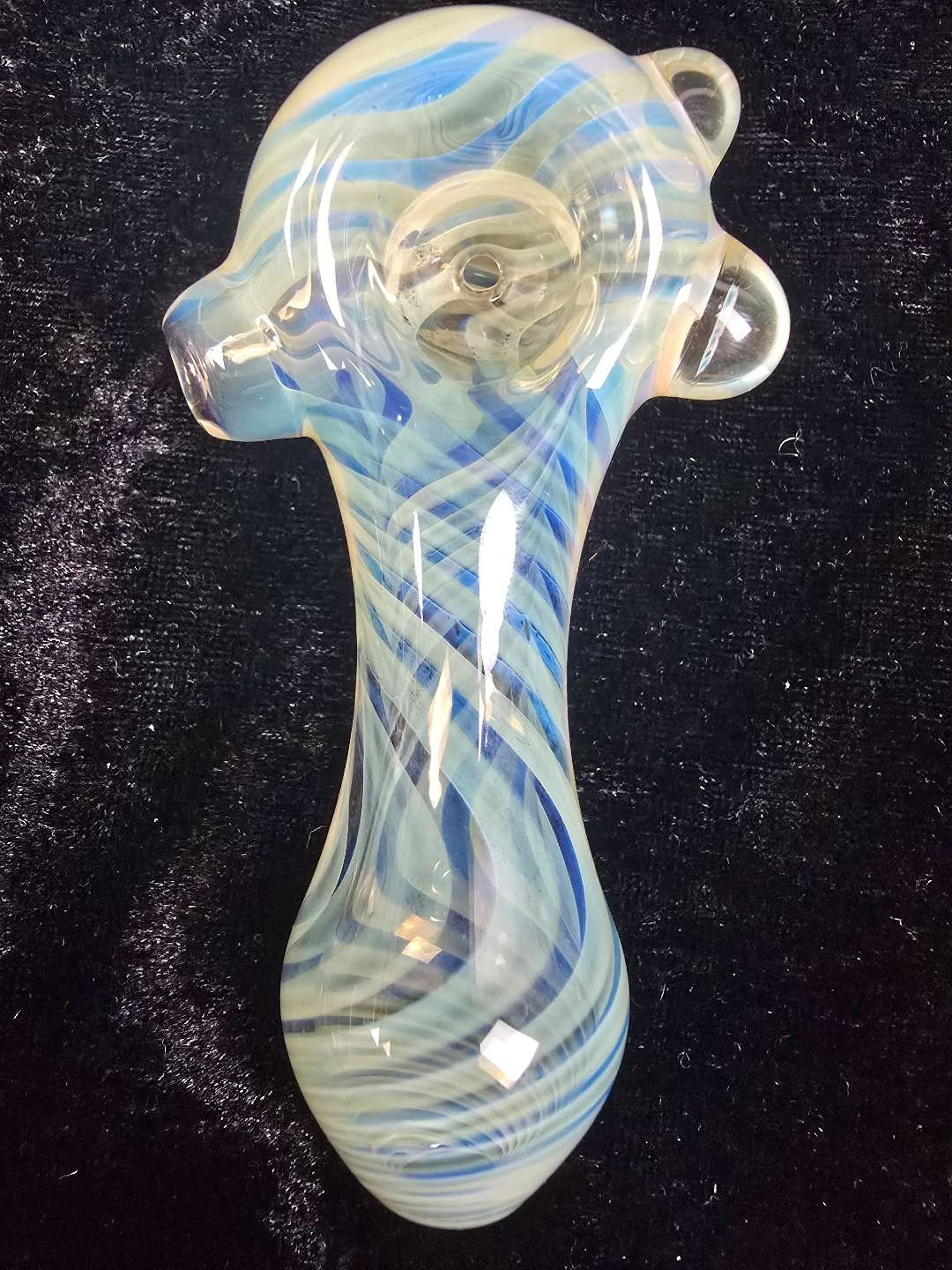 Preview pic of NVS GLASS Fumed Pipe W NVS Millie