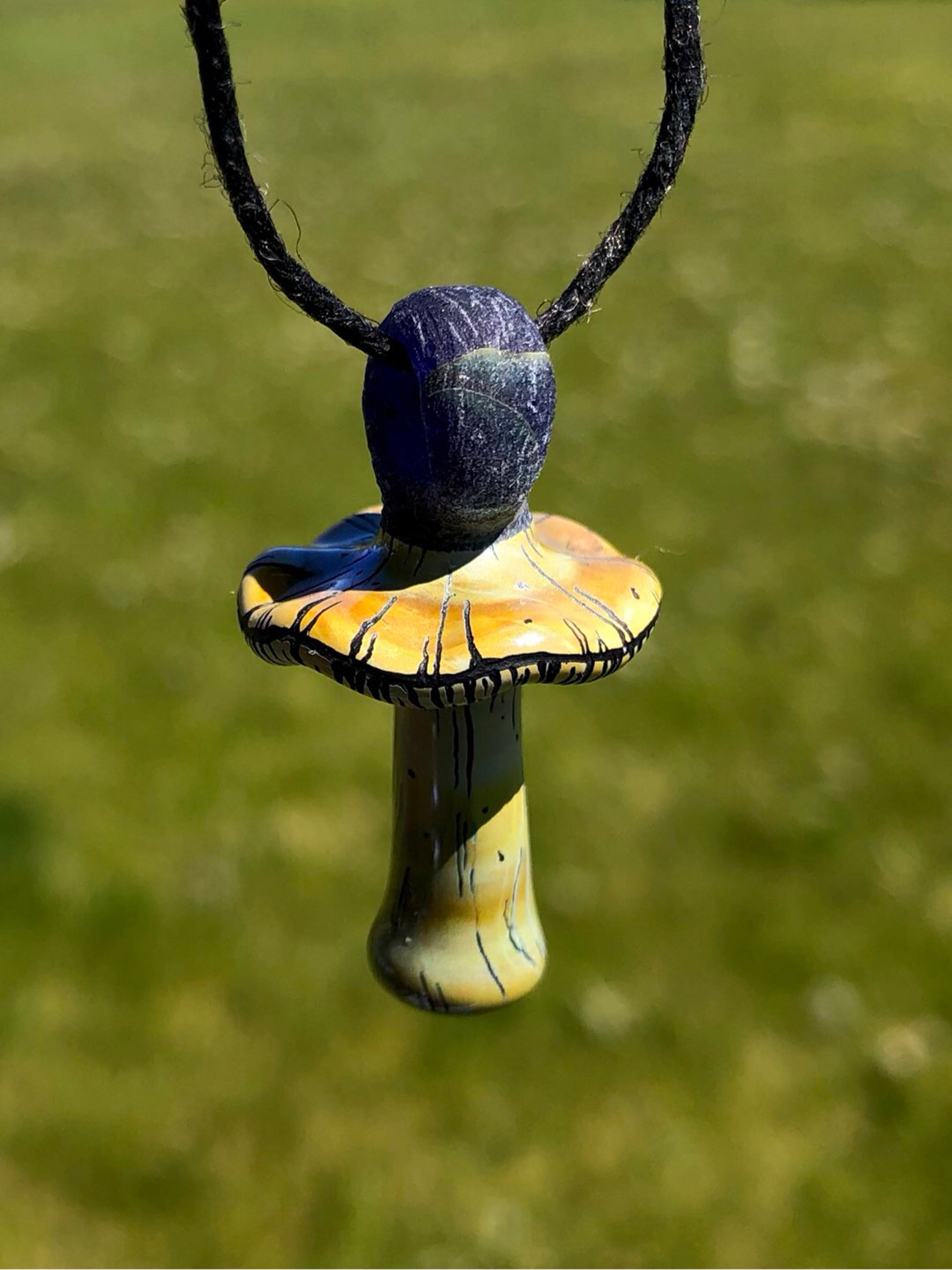 Preview pic of Mushroom Engraved Pendant