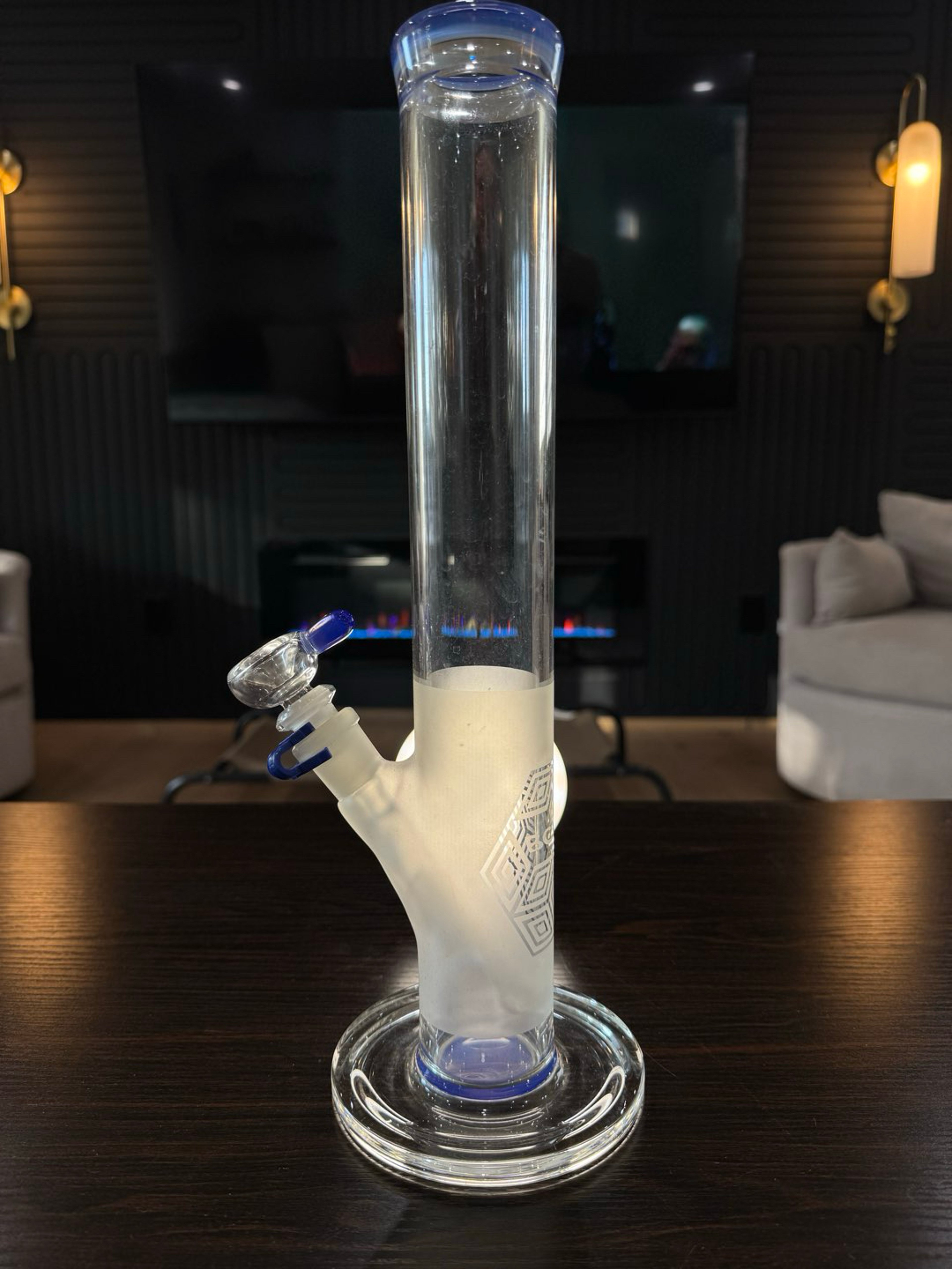 Preview pic of BC Glass 14mm Straight Tube w/ Neptune Accent