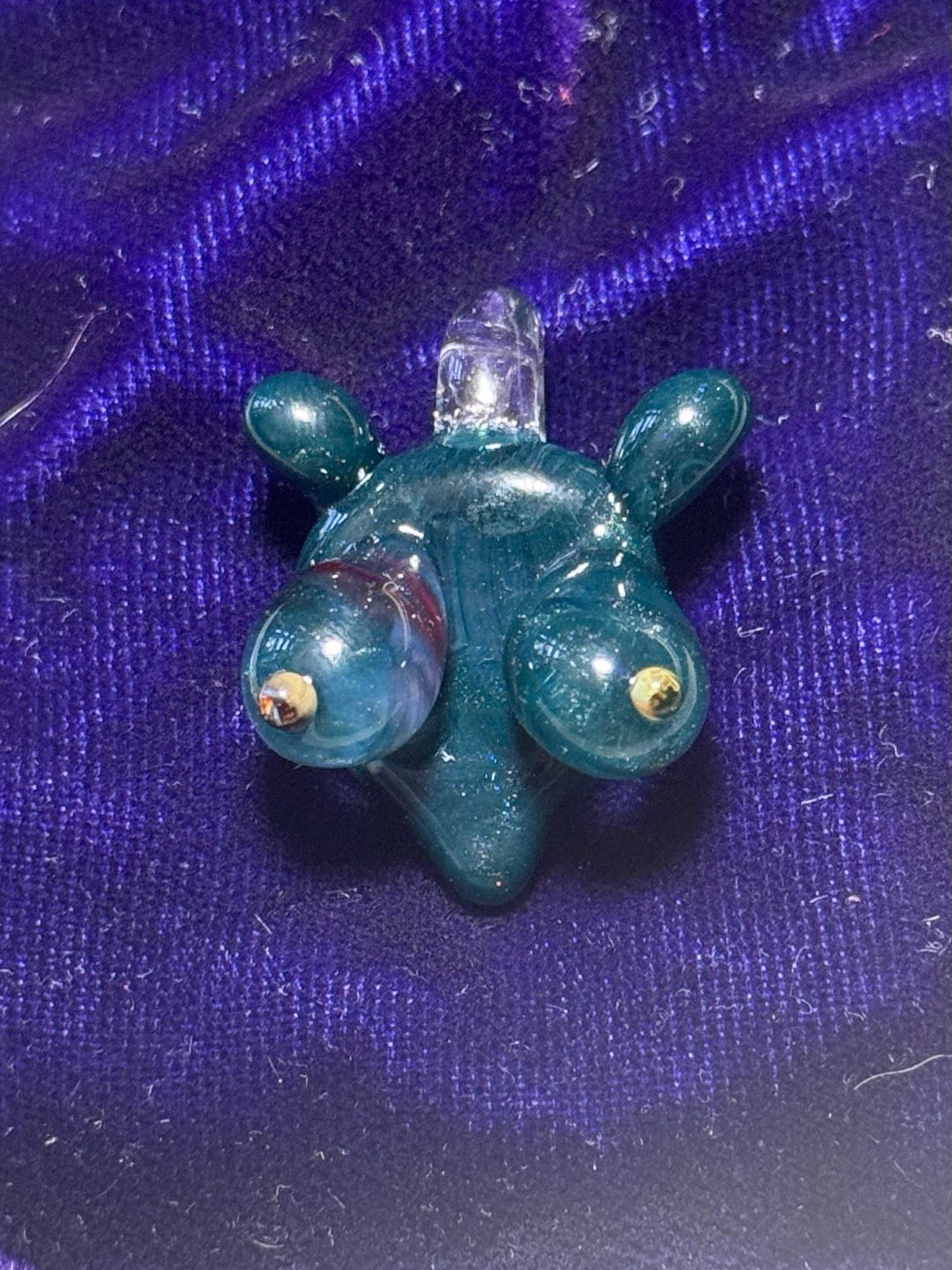 Preview pic of Dark Blue Halfie Babe