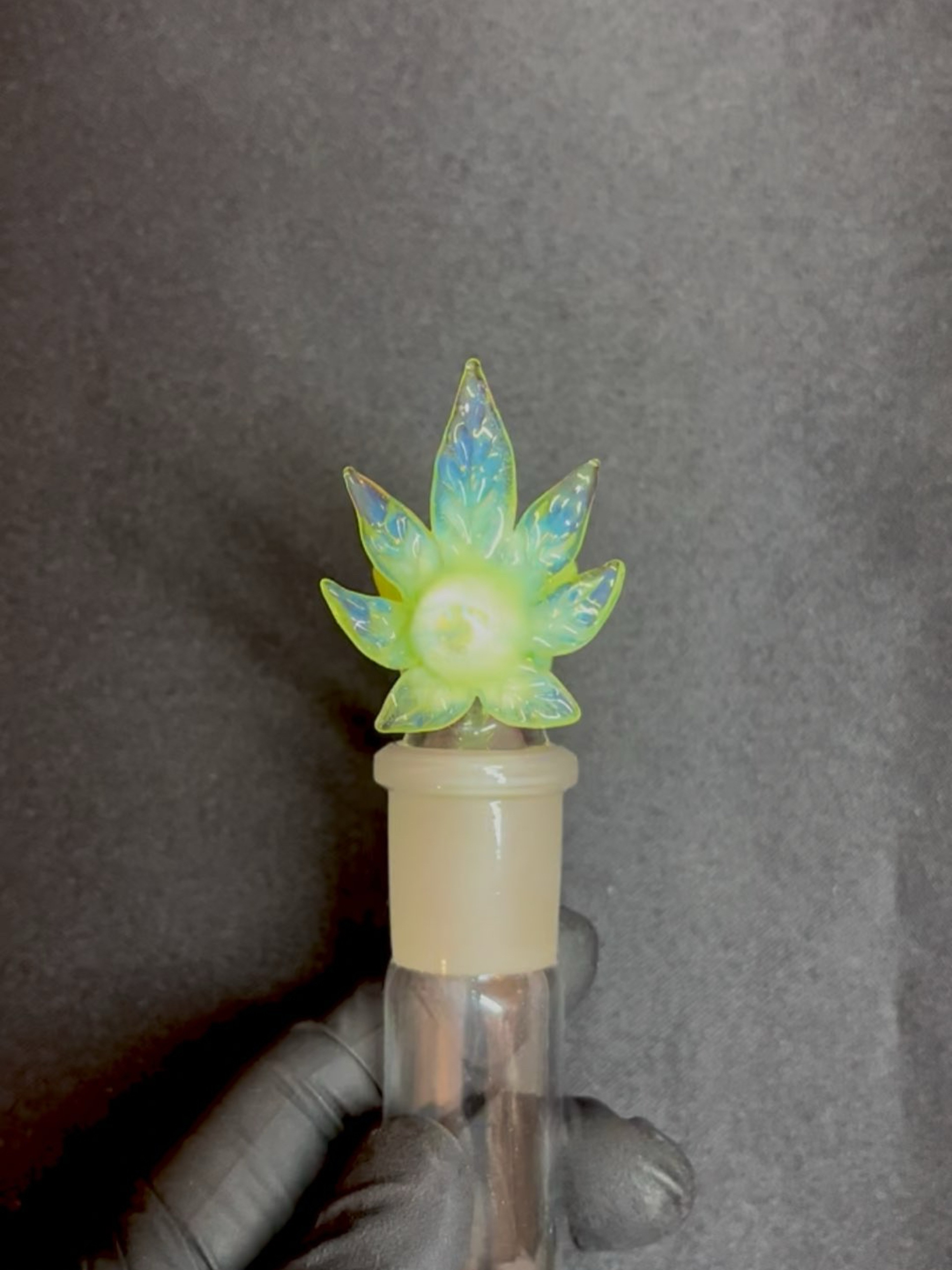 Preview pic of Opal Lime/Irrid 18mm slide