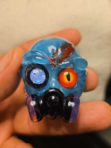 Preview pic of Mango glass pendant