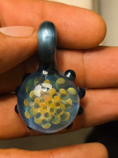 Preview pic of Trippy pendant