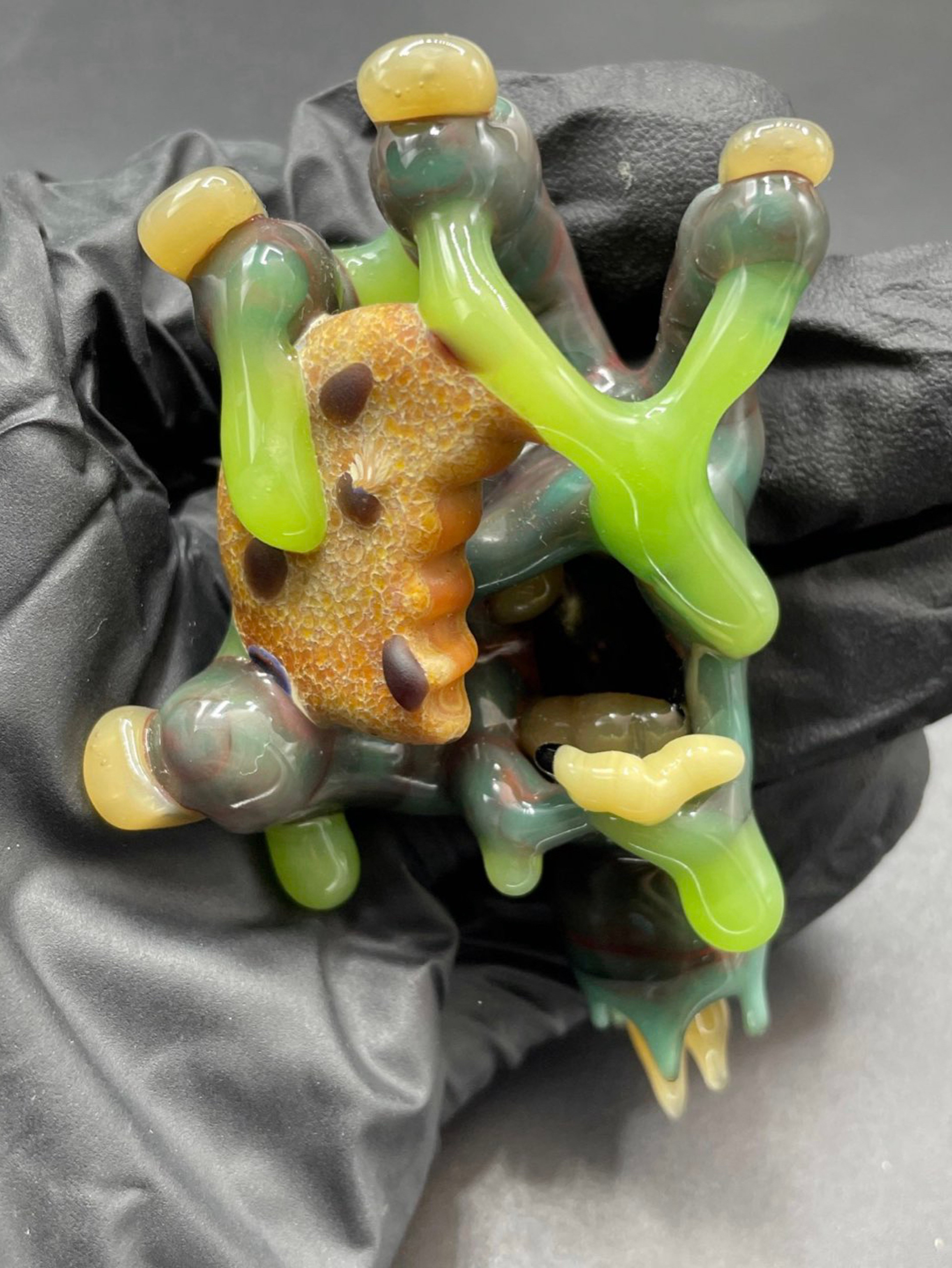 Preview pic of Rob Morrison x HoodRatShit - Collab Pendant