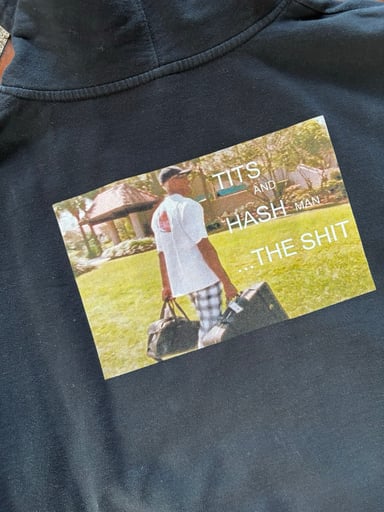 Preview pic of Tits and Hash sweatshirt size L