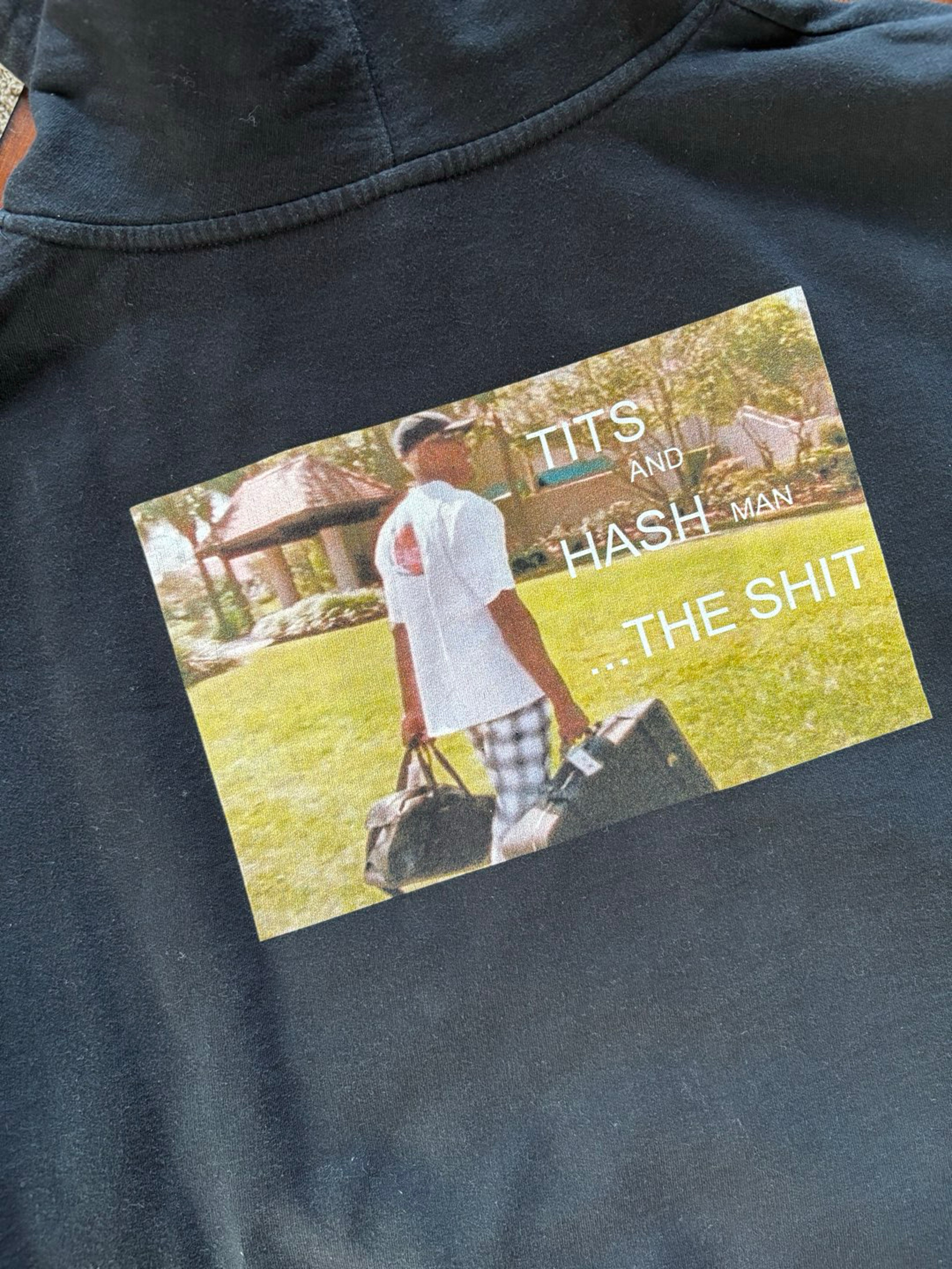 Preview pic of Tits and Hash sweatshirt size L