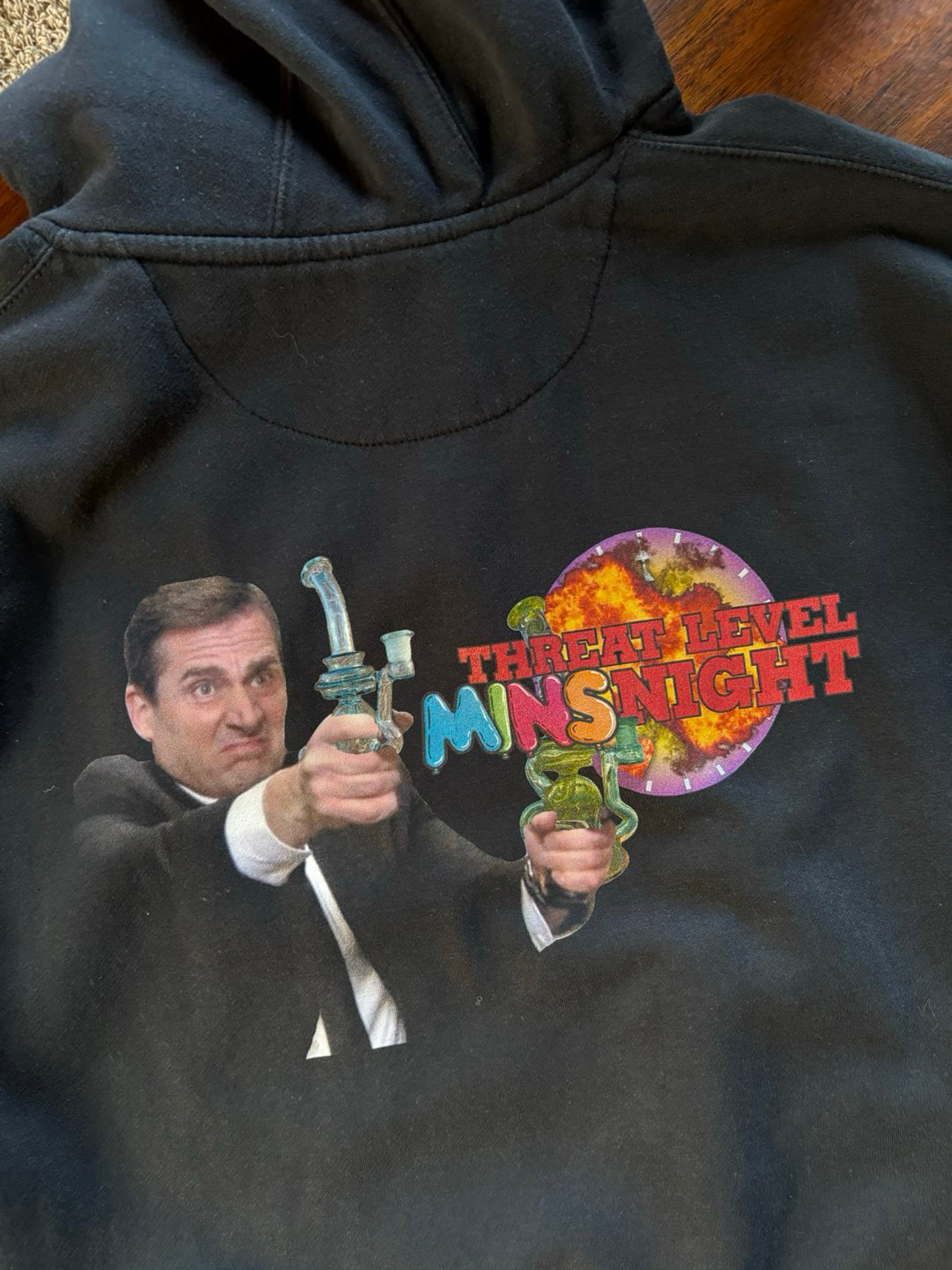 Preview pic of Min’s sweatshirt size L