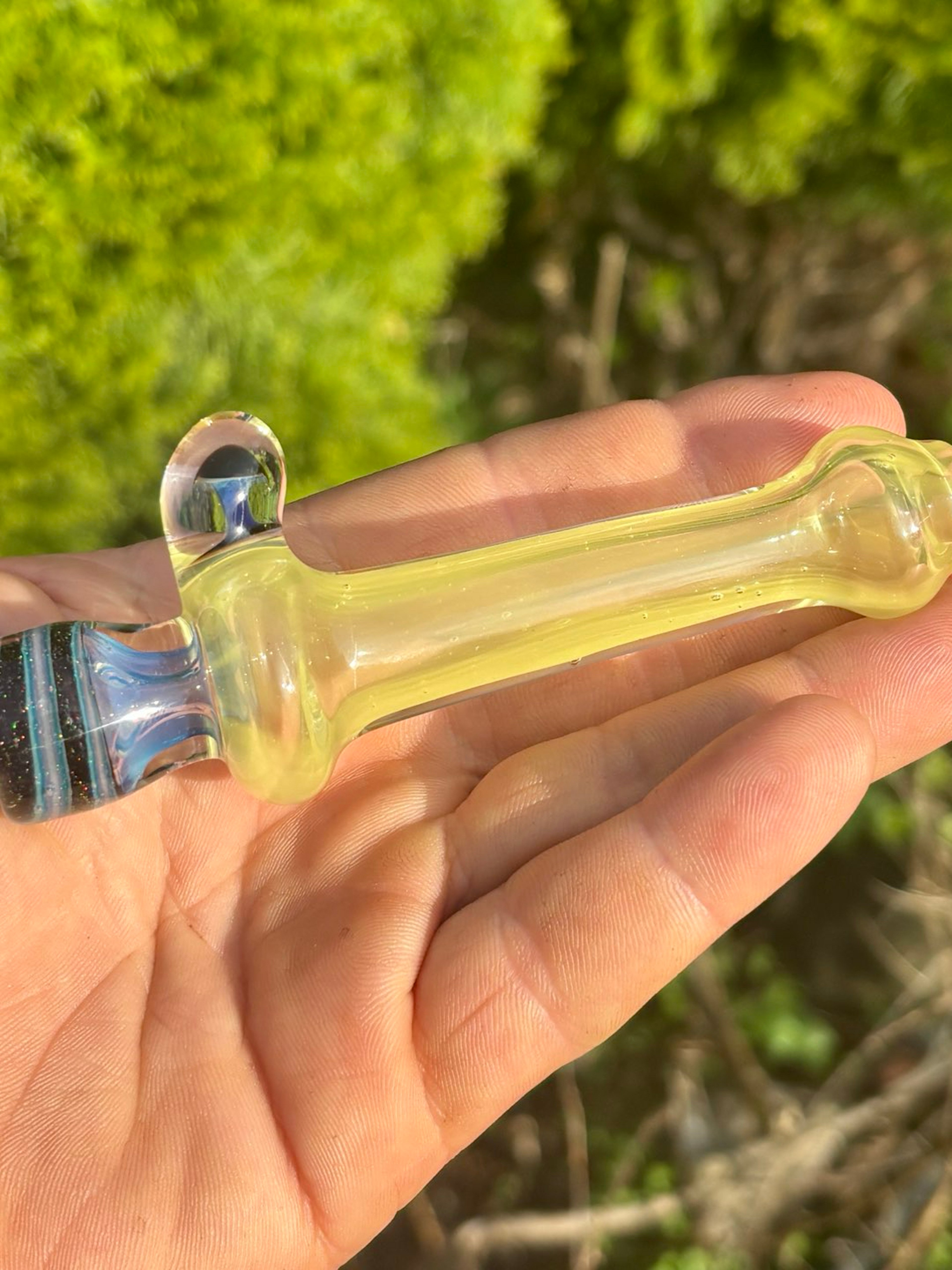 Preview pic of Crushed opal chillum