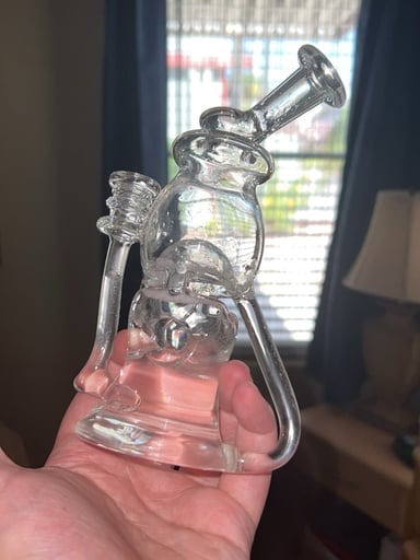 Preview pic of Avery York - Eggcycler