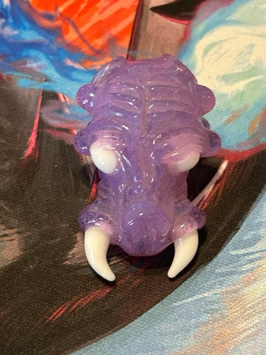Preview pic of Shuhbuh wasp pendant