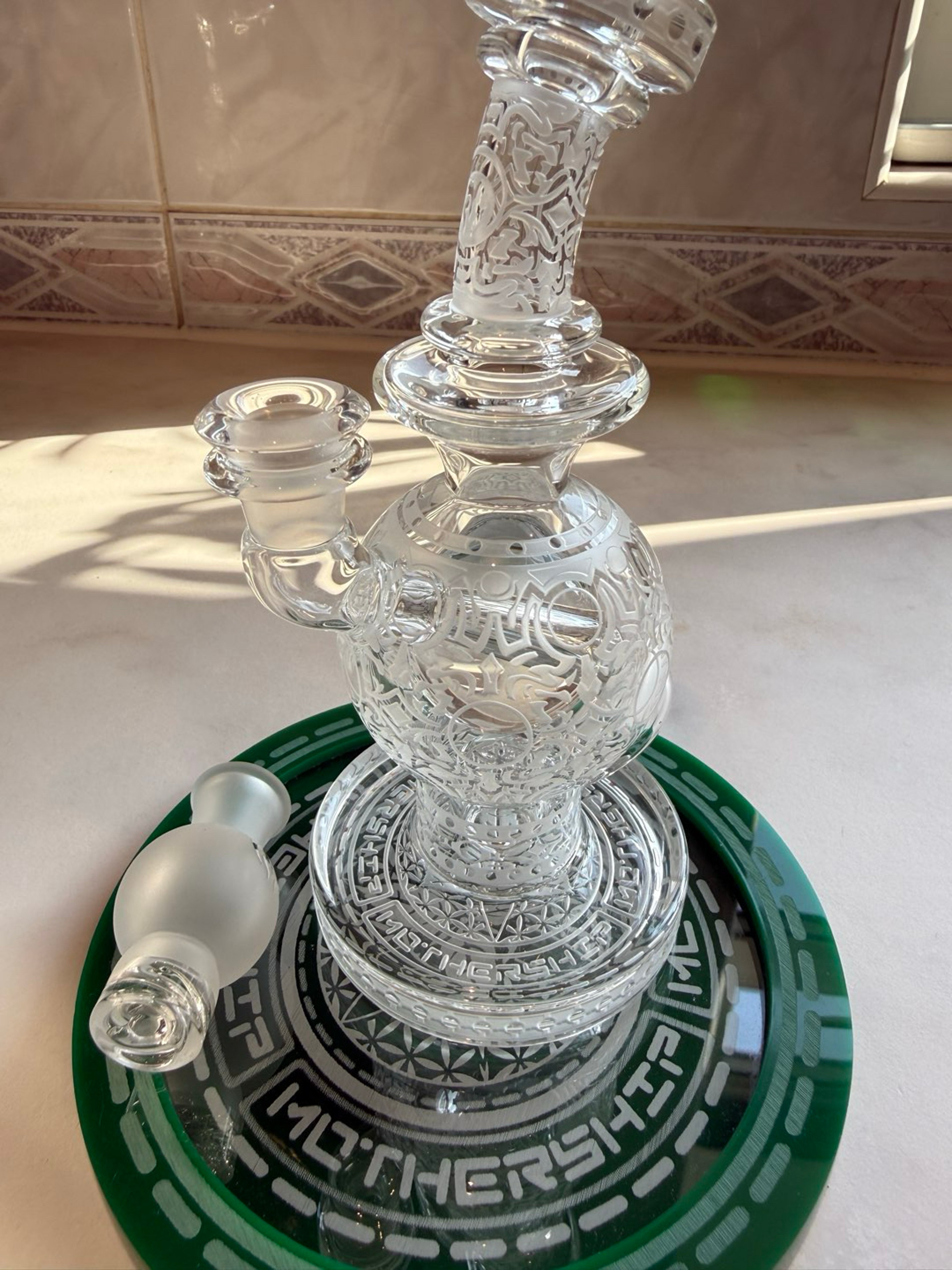 Preview pic of NEW Mothership Micro Ball Carved 1st Quality