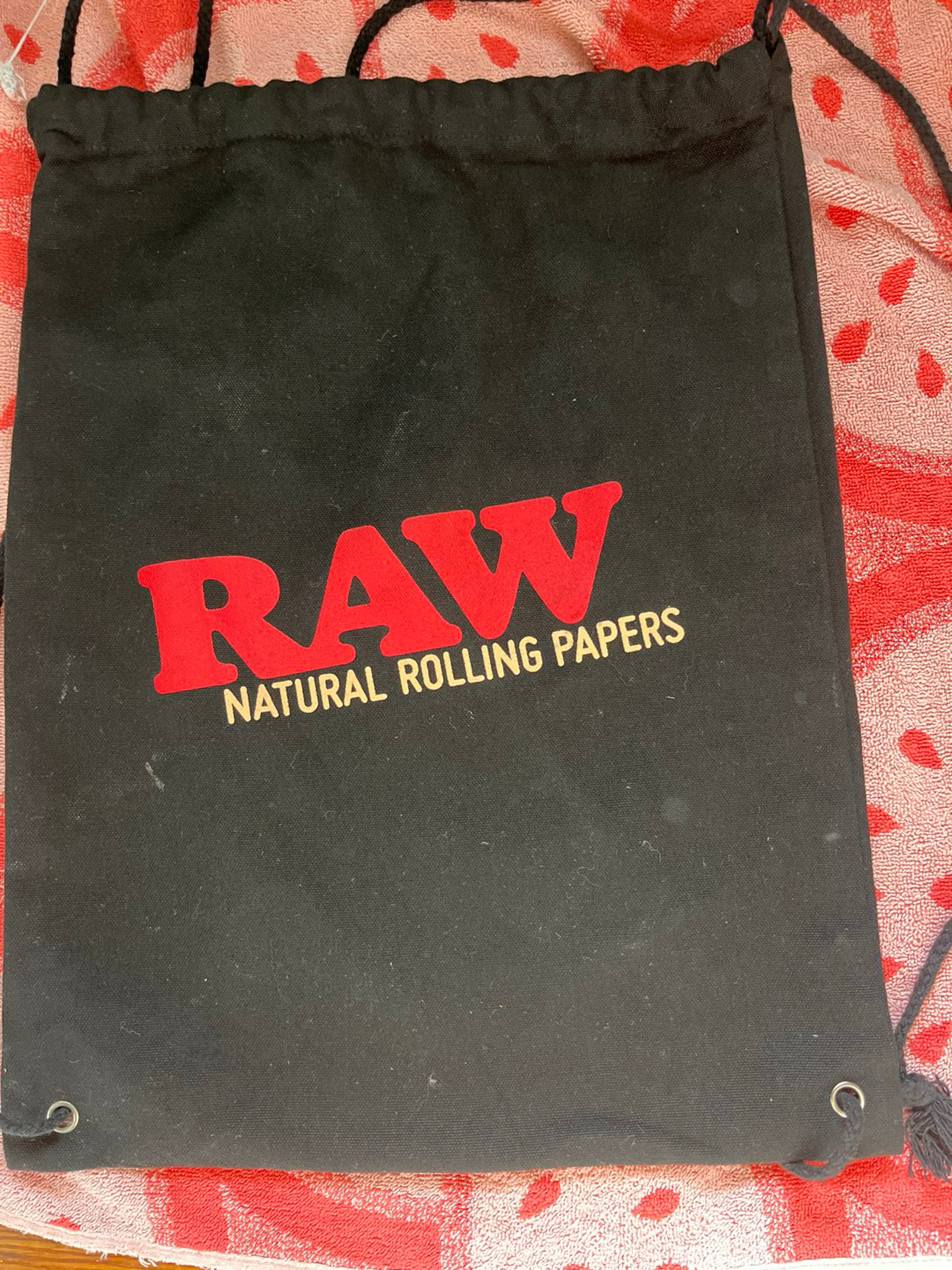 Preview pic of Raw zip bag