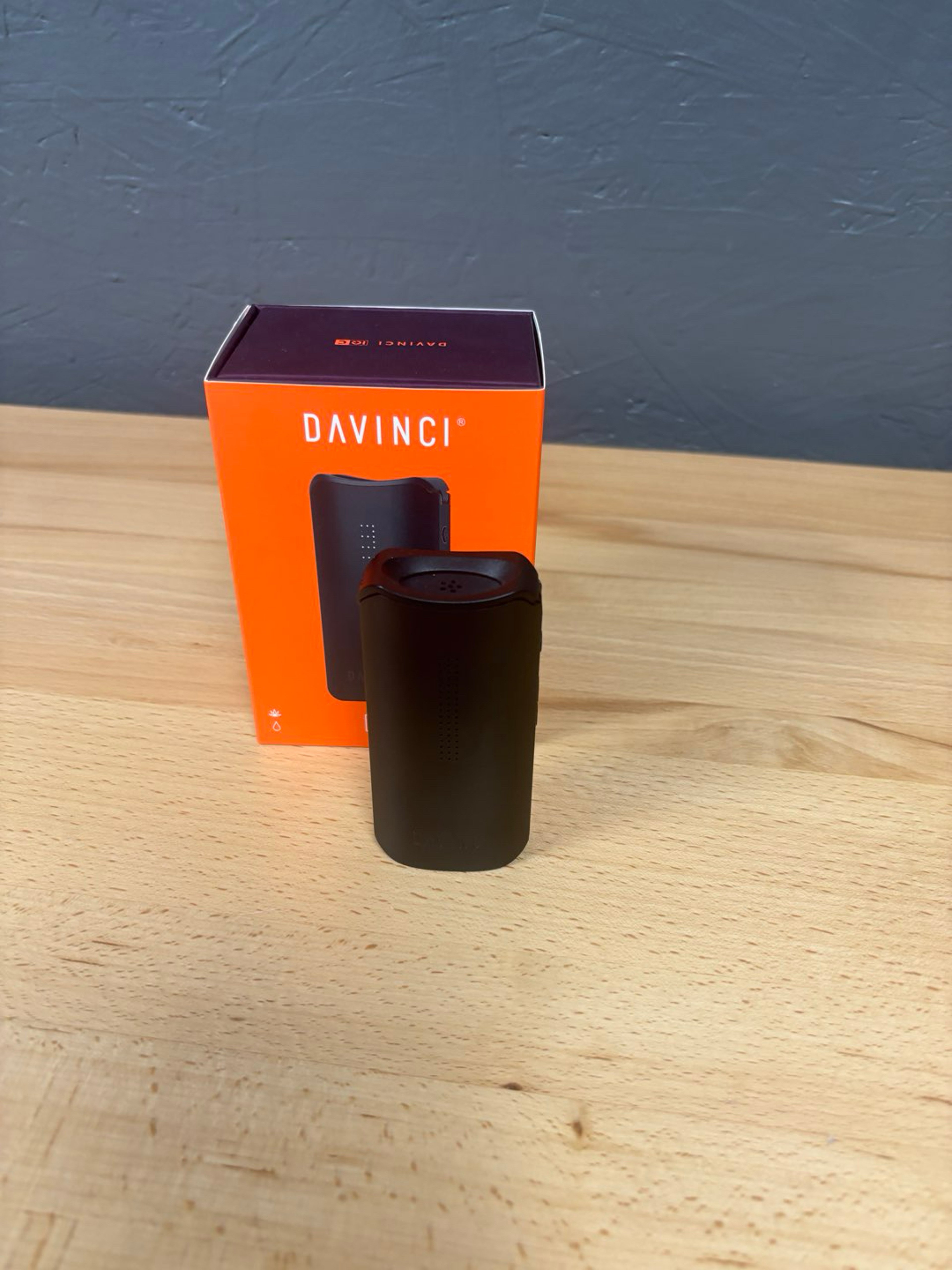 Preview pic of Davinci iqc brand new vaporizer