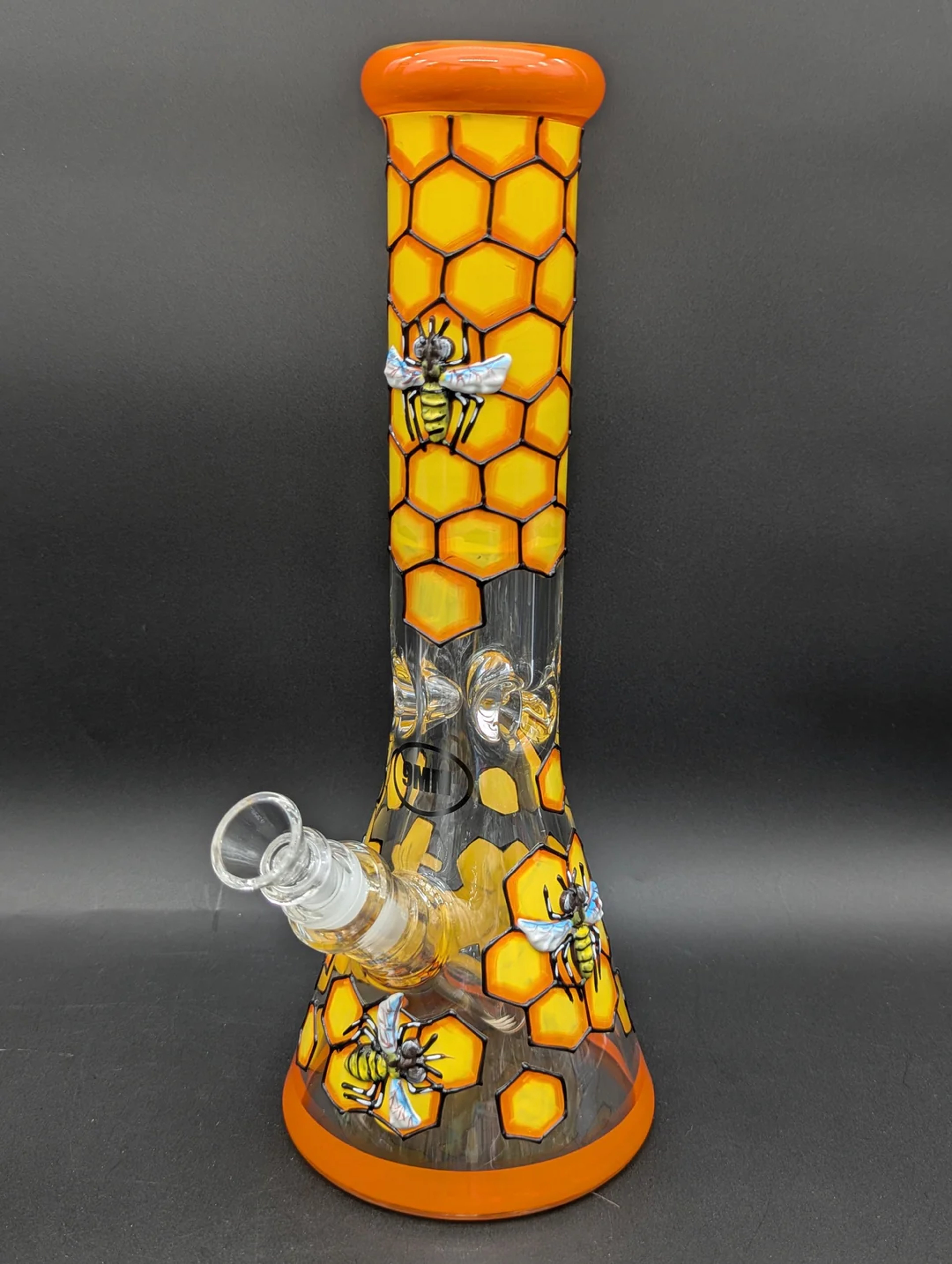 Preview pic of 13" HONEYCOMB BEE 9MM BEAKER BONG