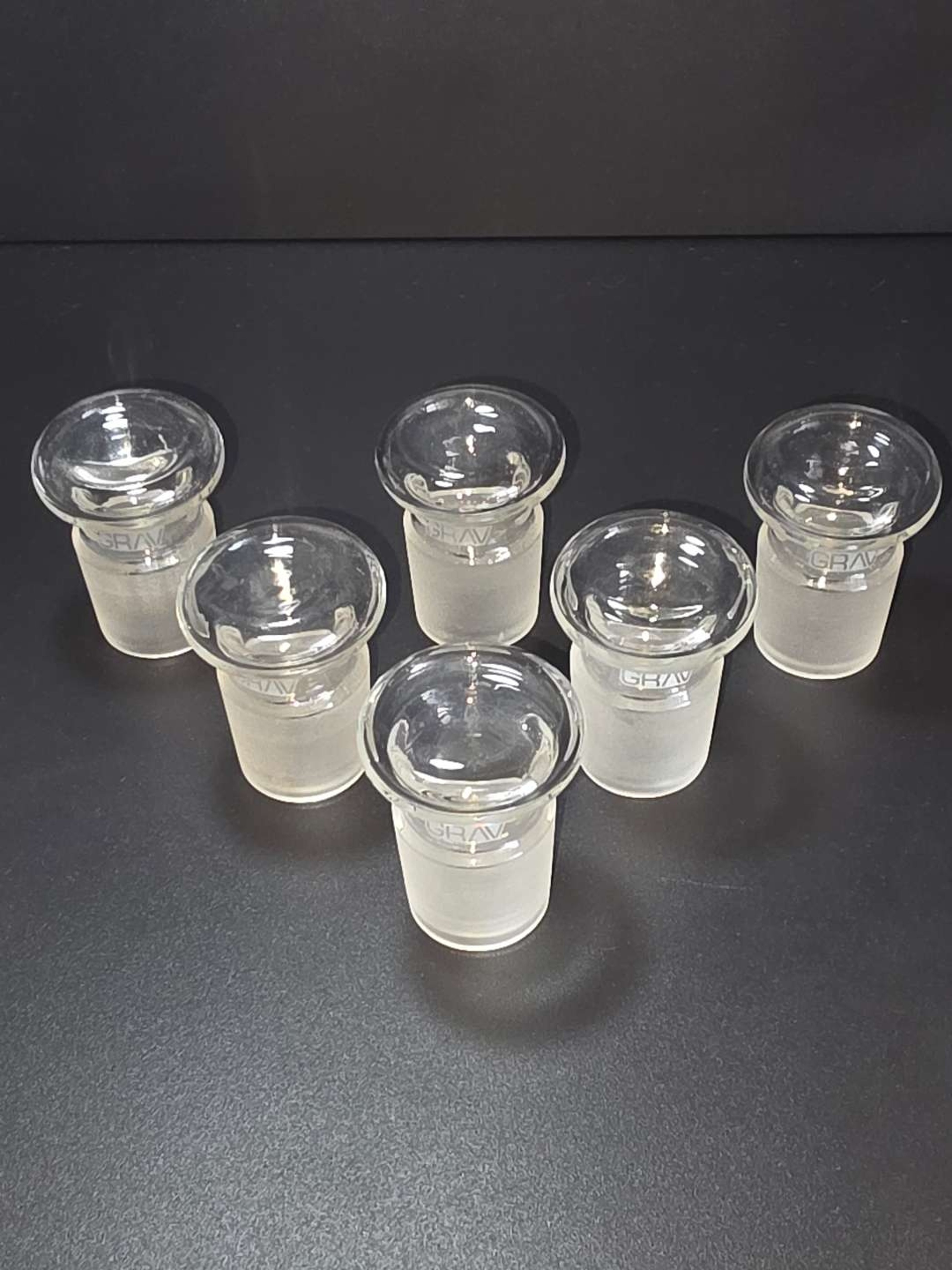 Preview pic of GRAV Phoenix Ash Cather Lids