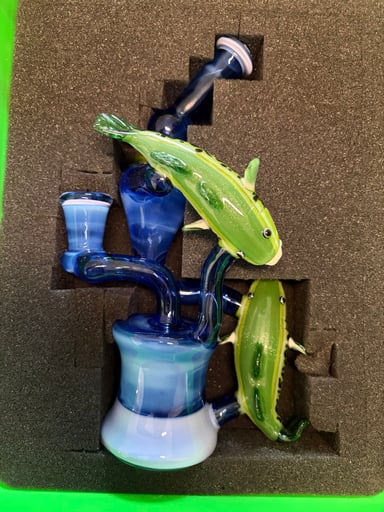 Preview pic of 603 Glass Custom Fish & Frog Dab Rig w/ Large Pelican Case – Never Used