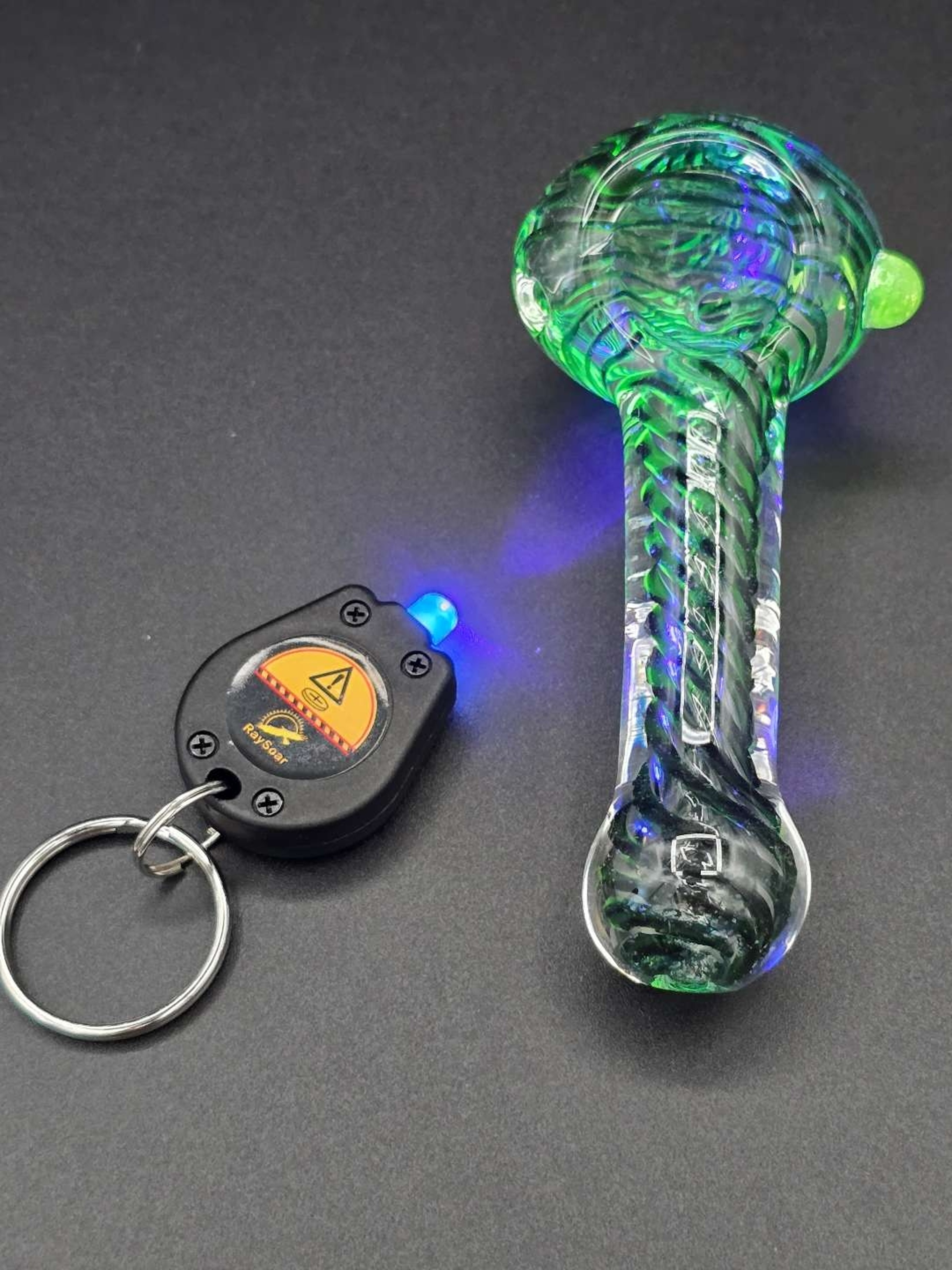 Preview pic of UV Reactive Pipe