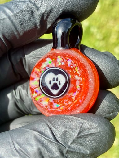 Preview pic of Opal paw pendant Mille UV