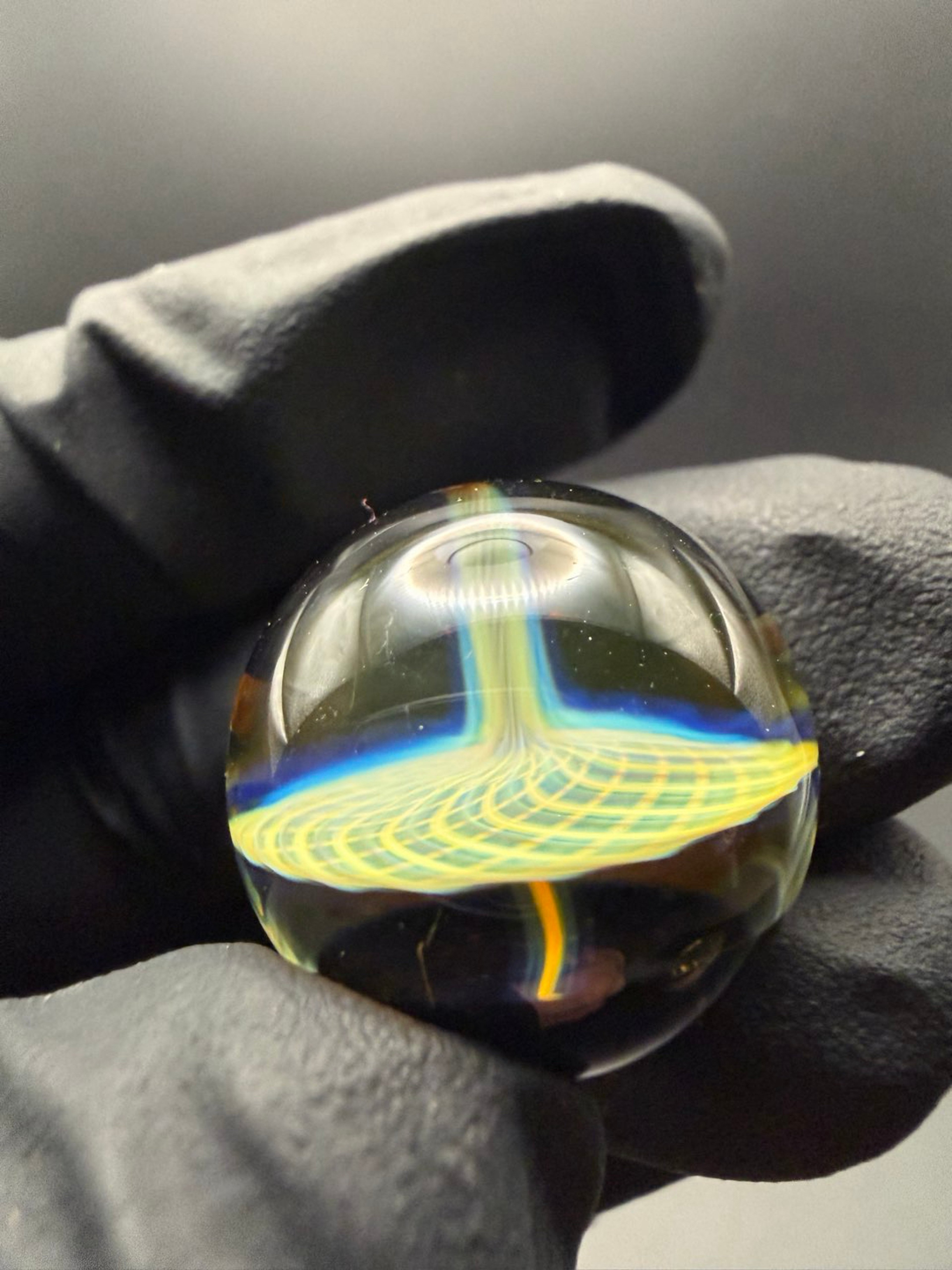Preview pic of Chubbs glass twisted fumicello marble