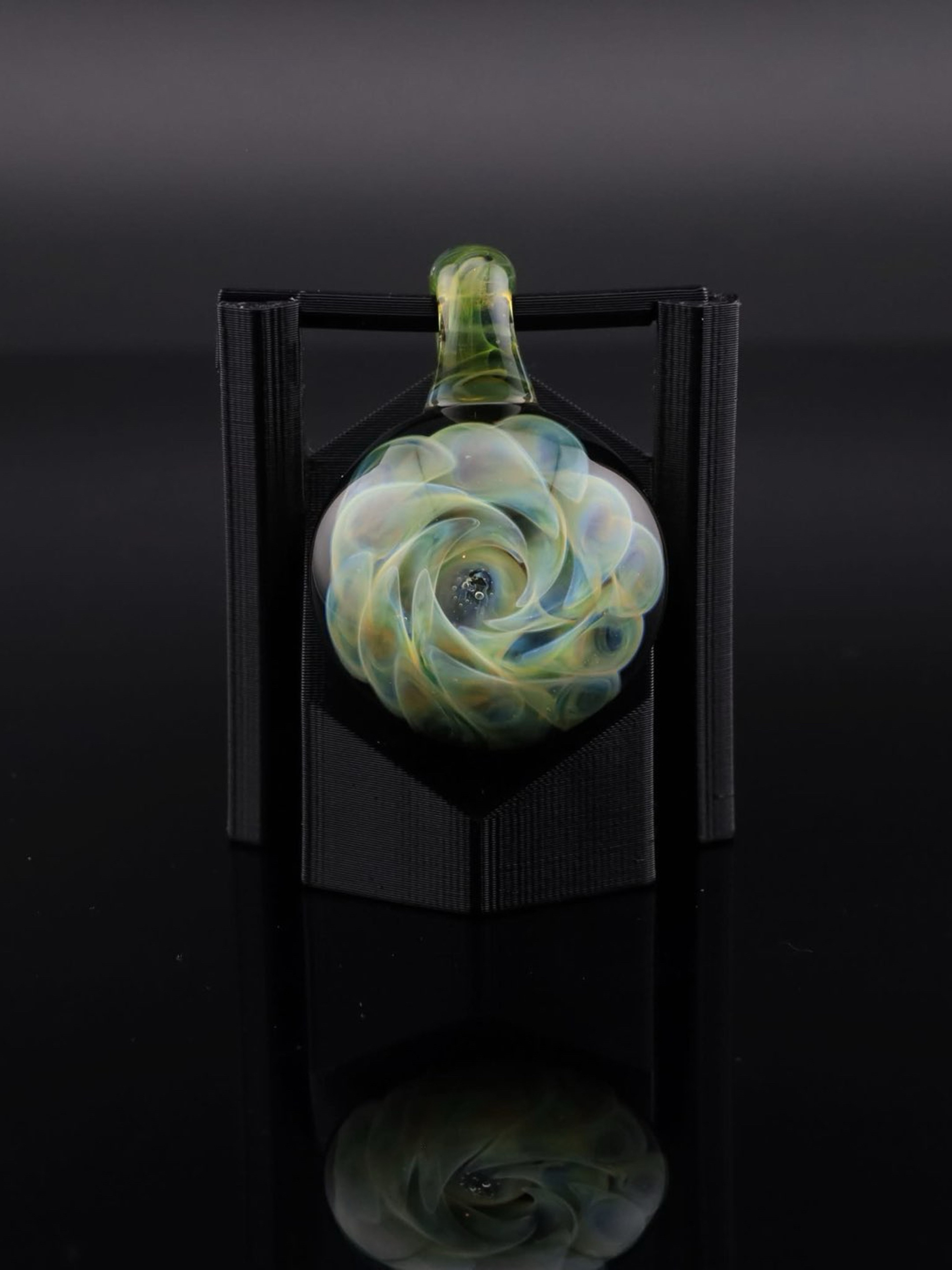 Preview pic of Implosion pendant #2