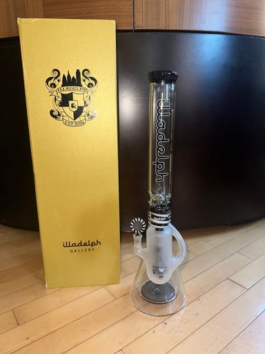 Preview pic of ILLADELPH 1/5 WORKED COLLINS BEAKER WITH WORKED GOLDMAN ASH CATCHER