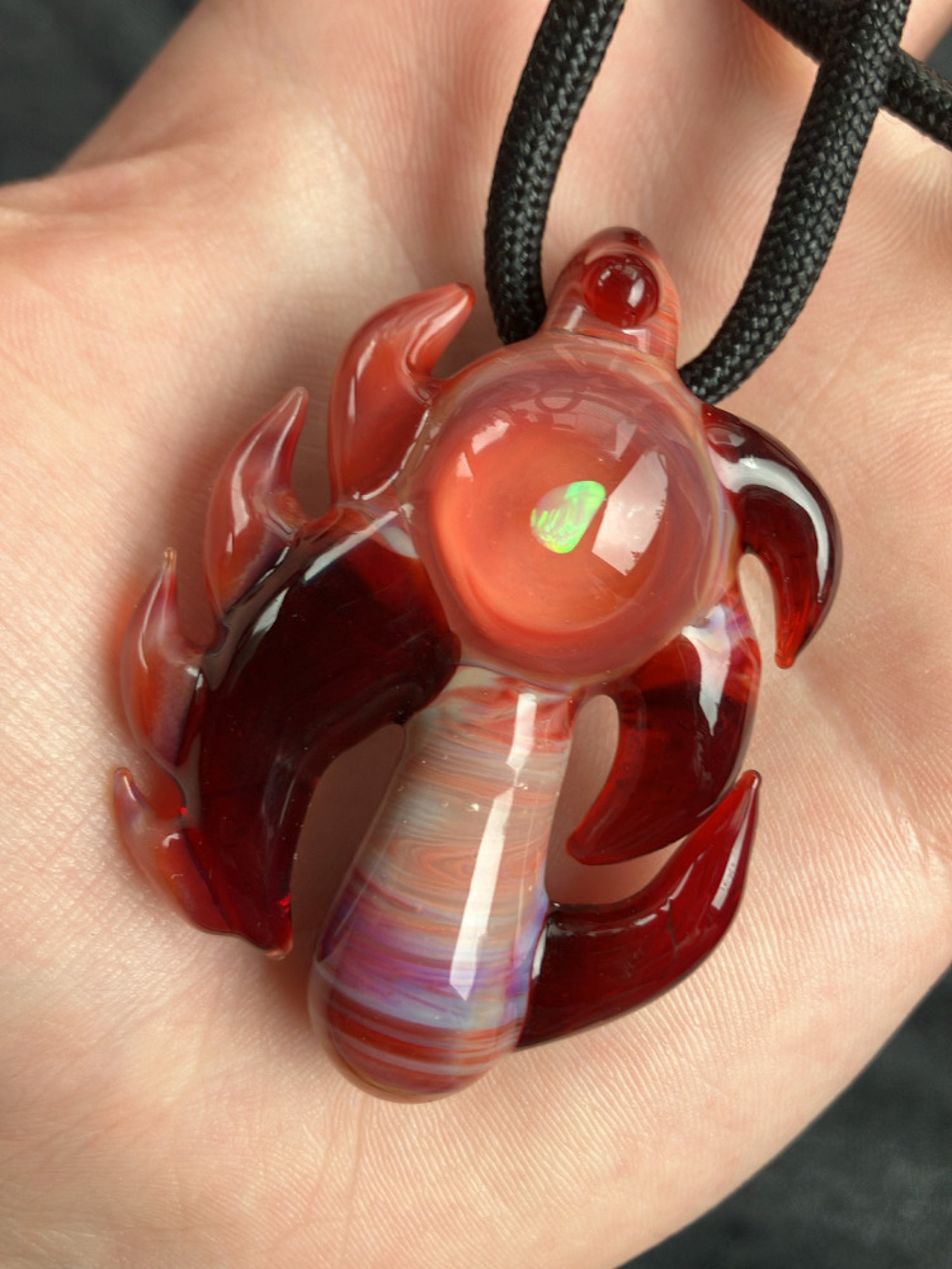 Preview pic of Yeff Glass Shredder Style Pendant with Opal.