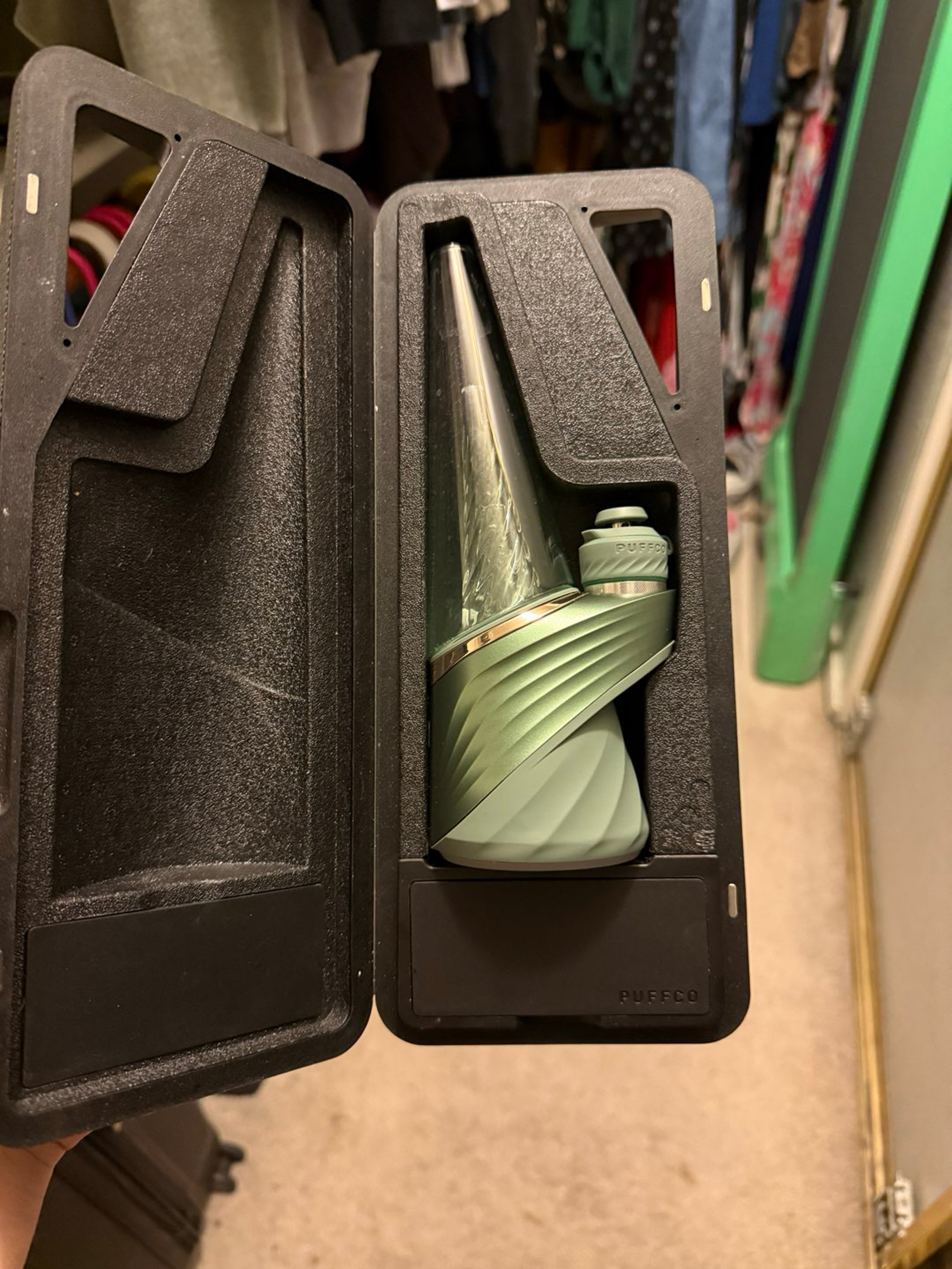 Preview pic of Puffco Peak Pro Flourish